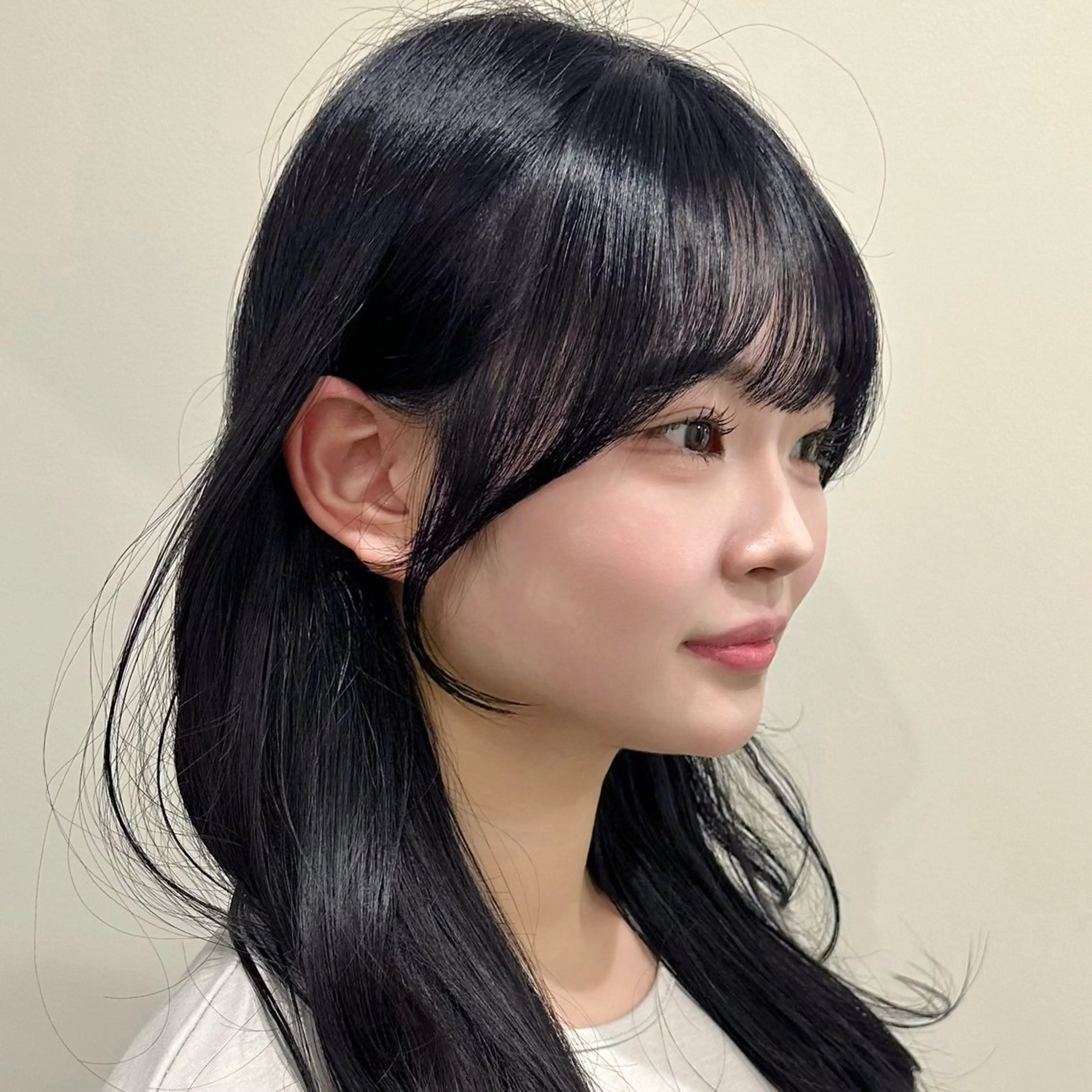 セミロング カット ヘアカラー トリートメント 🌹ハッシュカット、 レイヤー韓国ヘア🌹のヘアスタイル