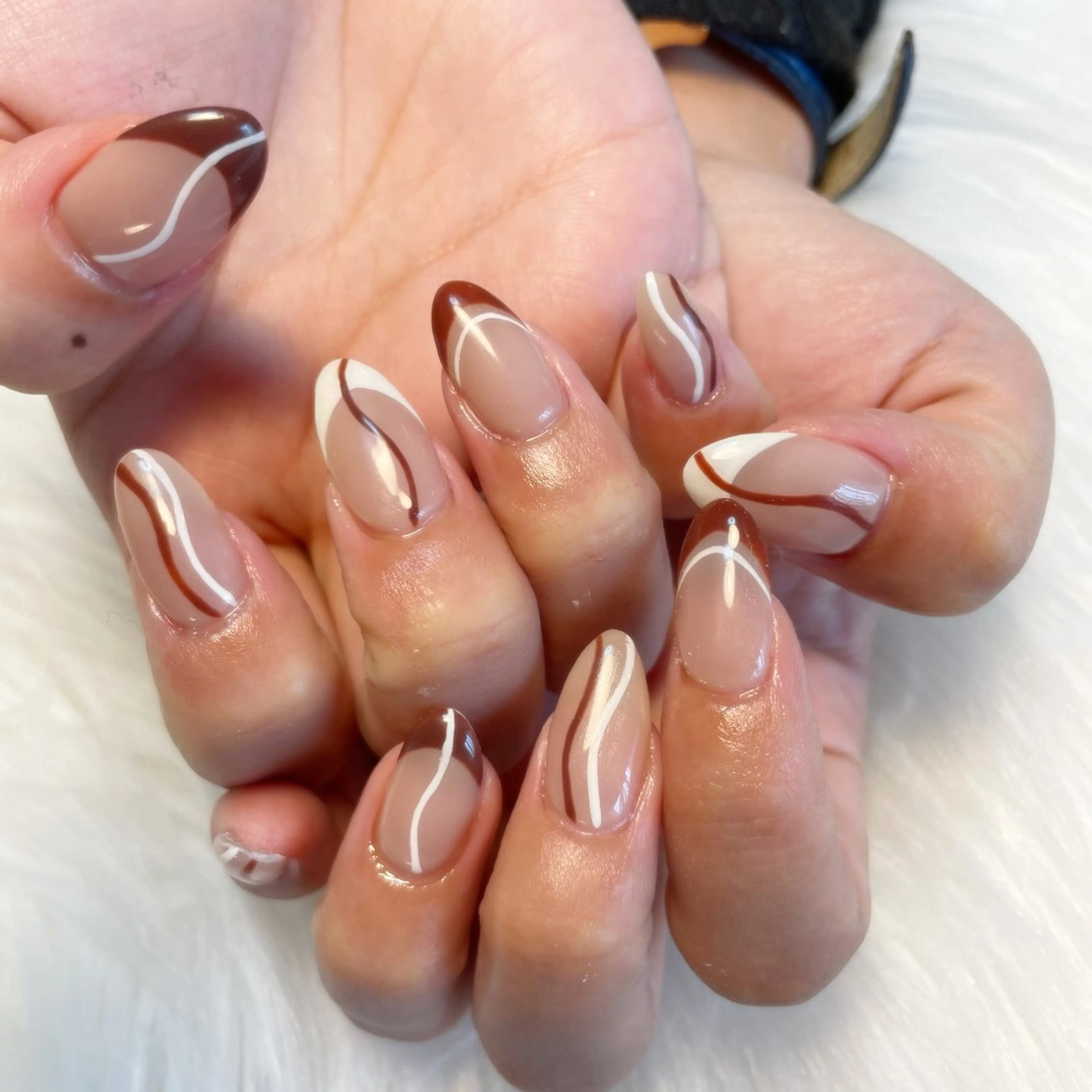 ネイル ハンドネイル ゴテゴテ💙ワンホン リオナのネイルデザイン