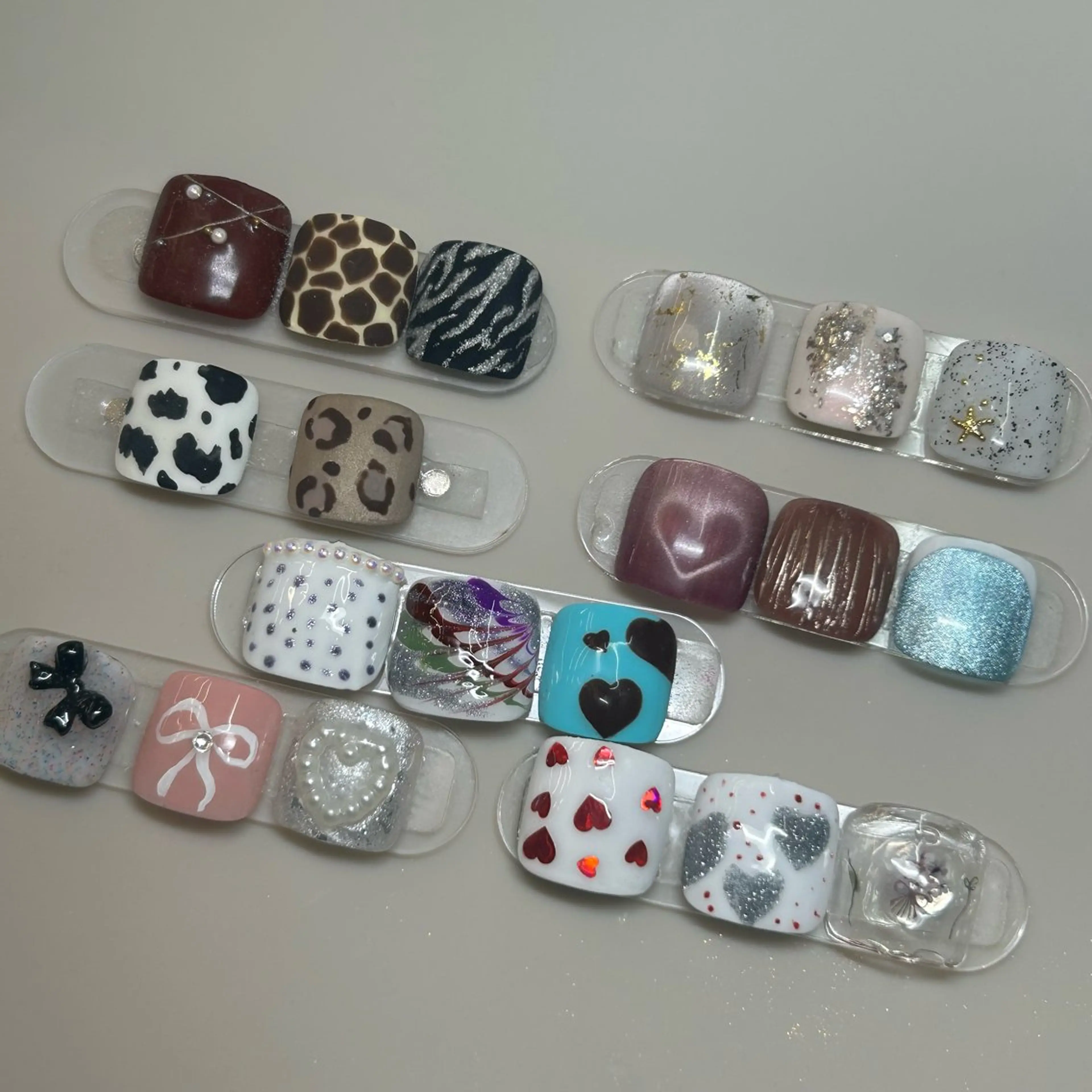 ネイル M&D Beauty Salon 銀座店所属・M&D銀座 AYAのネイルデザイン