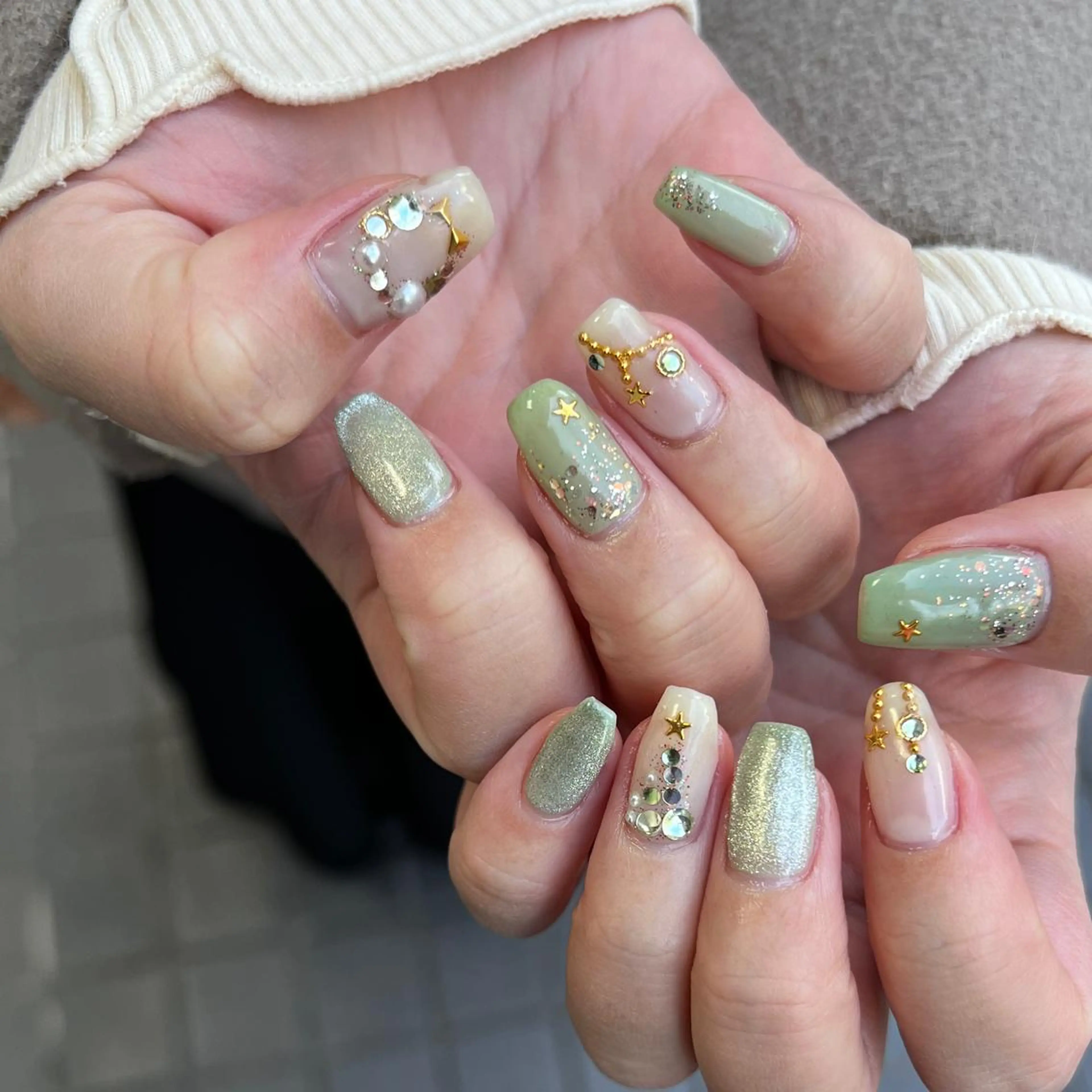 ネイル ハンドネイル 河野 弥月のネイルデザイン