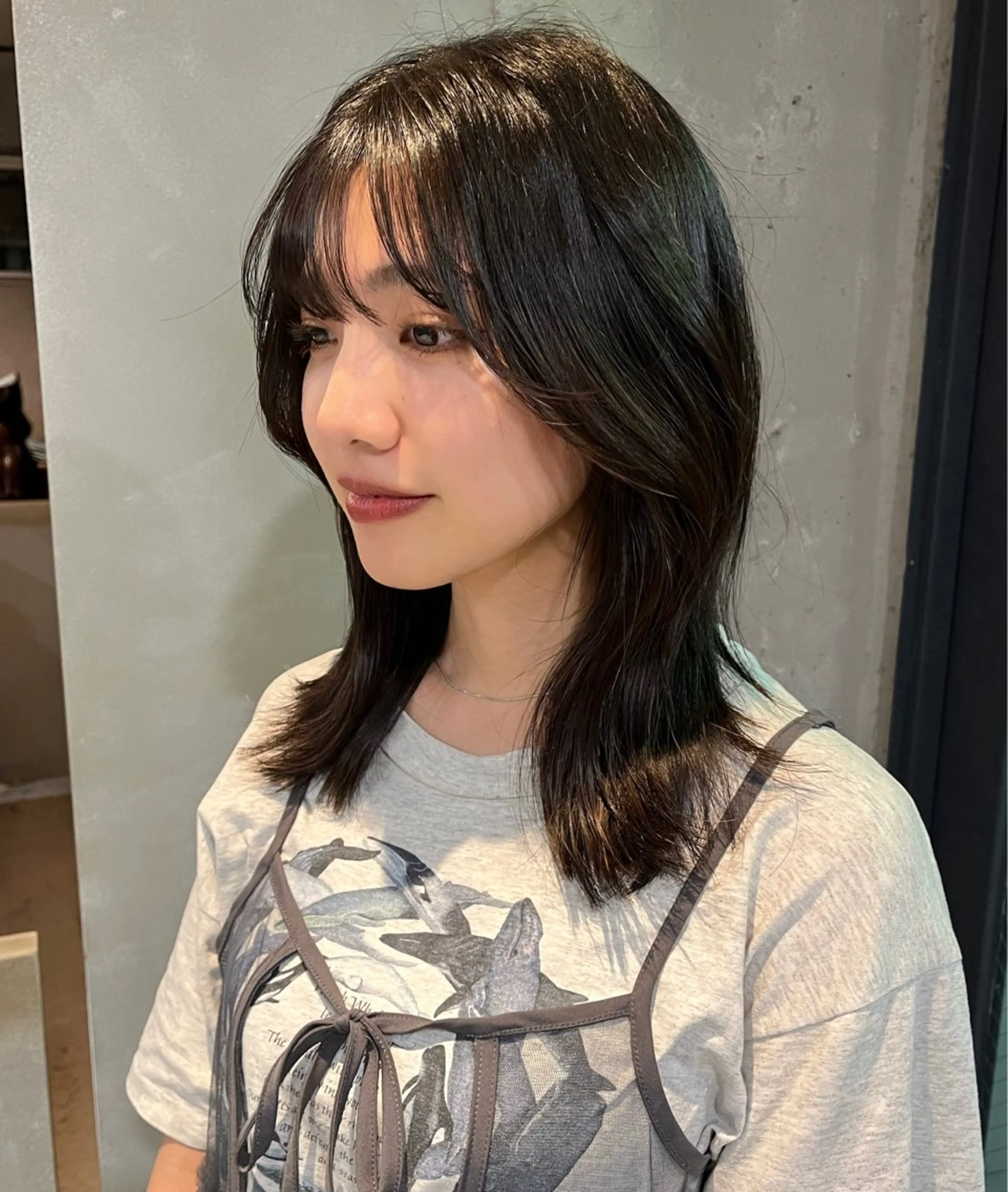 ミディアム くびれヘア レイヤーカット tamakawa hinaのヘアスタイル