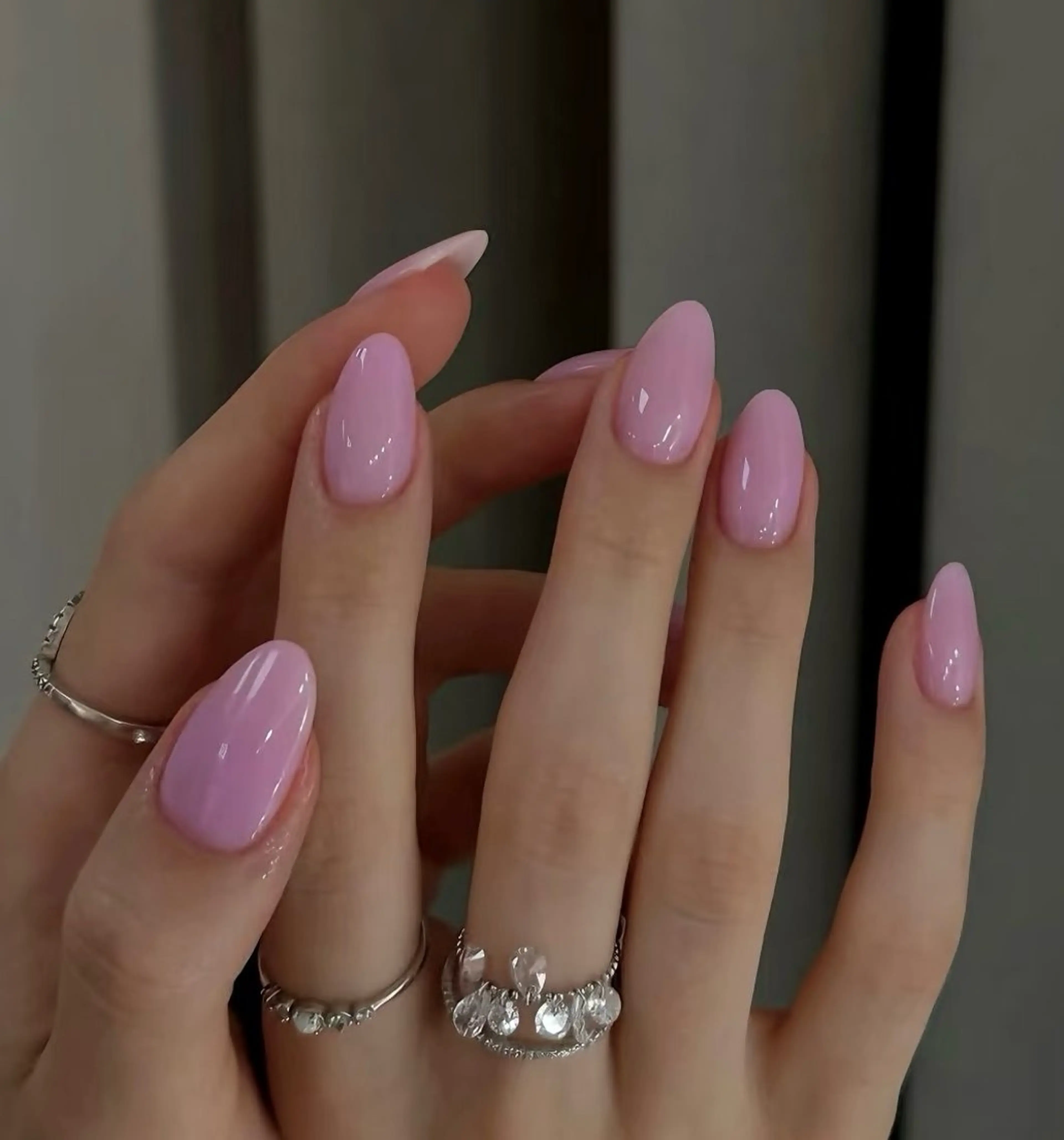 ネイル 高木 維麗絲のネイルデザイン