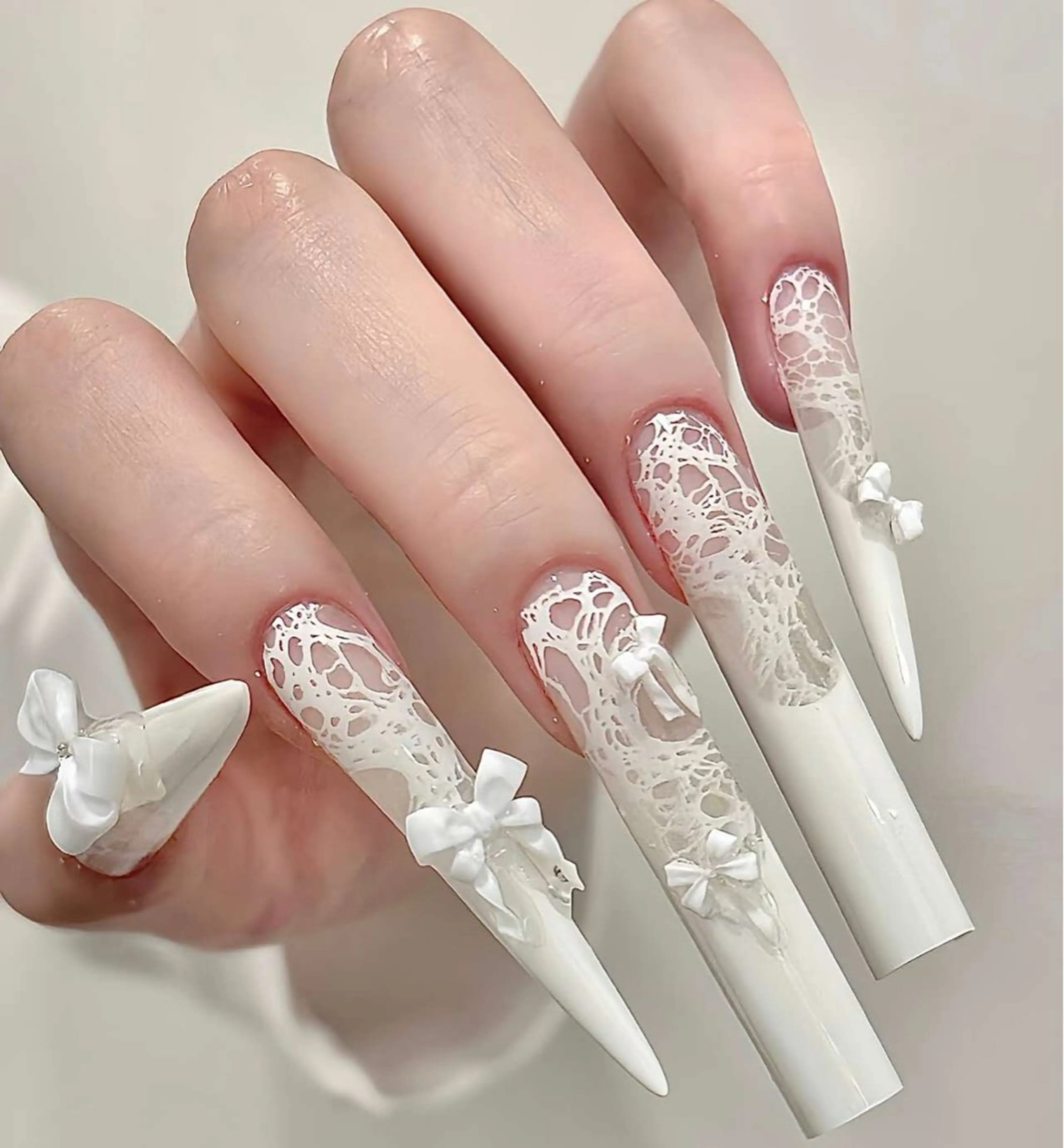 ネイル 小島 阿佑美のネイルデザイン