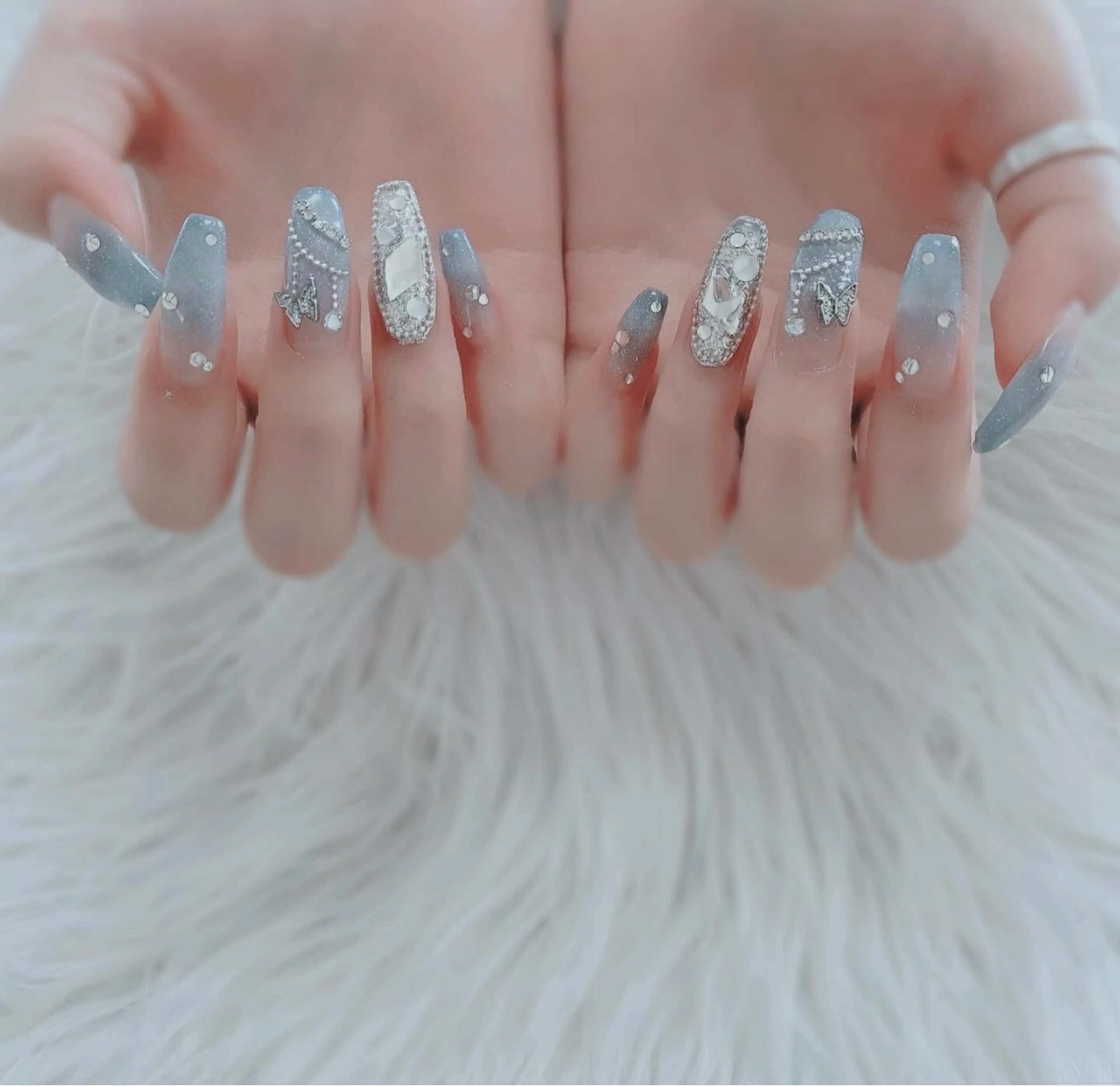 ネイル ESPOIR Ｎのネイルデザイン