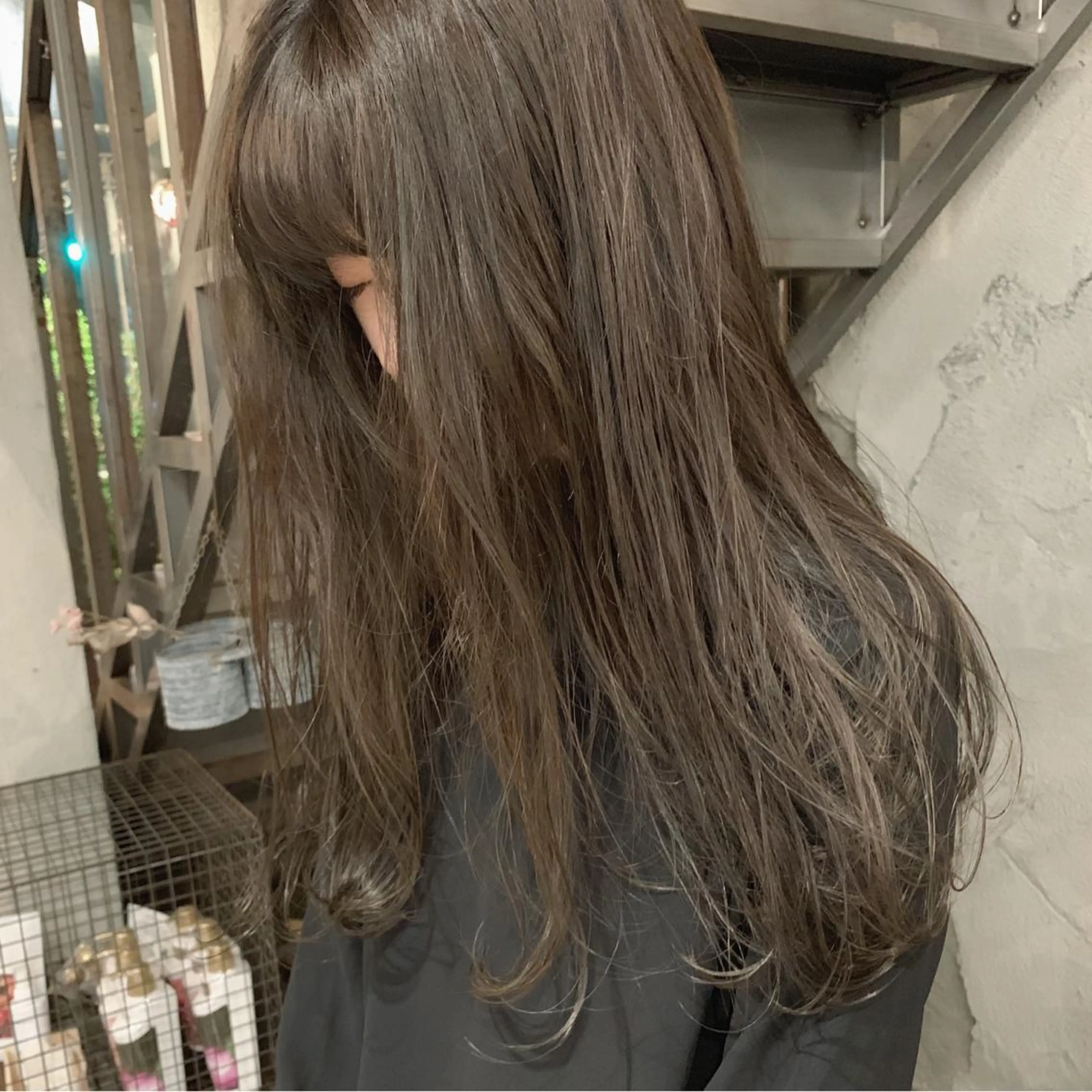 セミロング カラー グレージュ カーキグレージュ 鎌田卓也/髪質改善 /透明感カラーのヘアスタイル