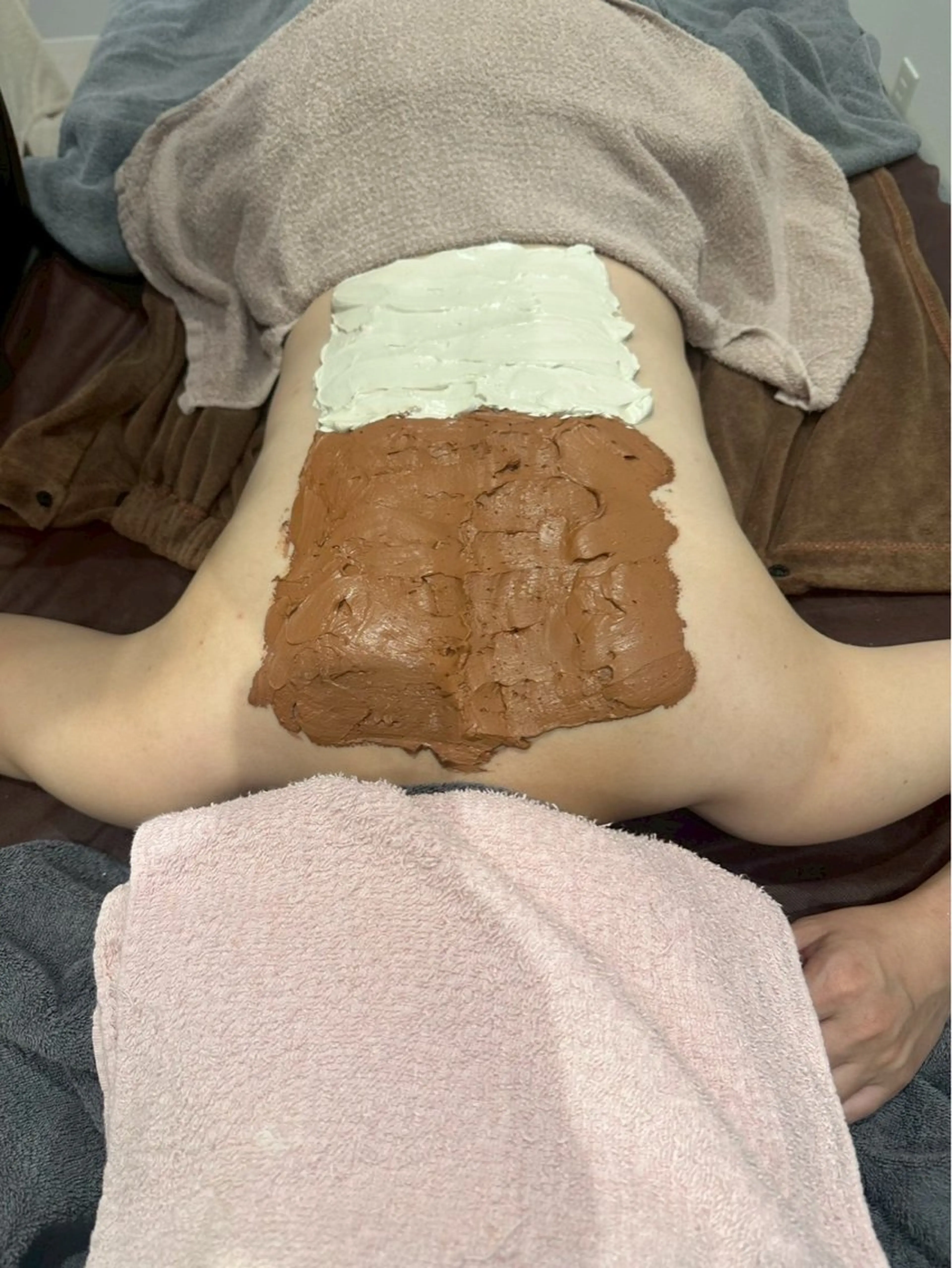 ◇背中クレイパック◇体の中に溜まった老廃物を流す◇の写真