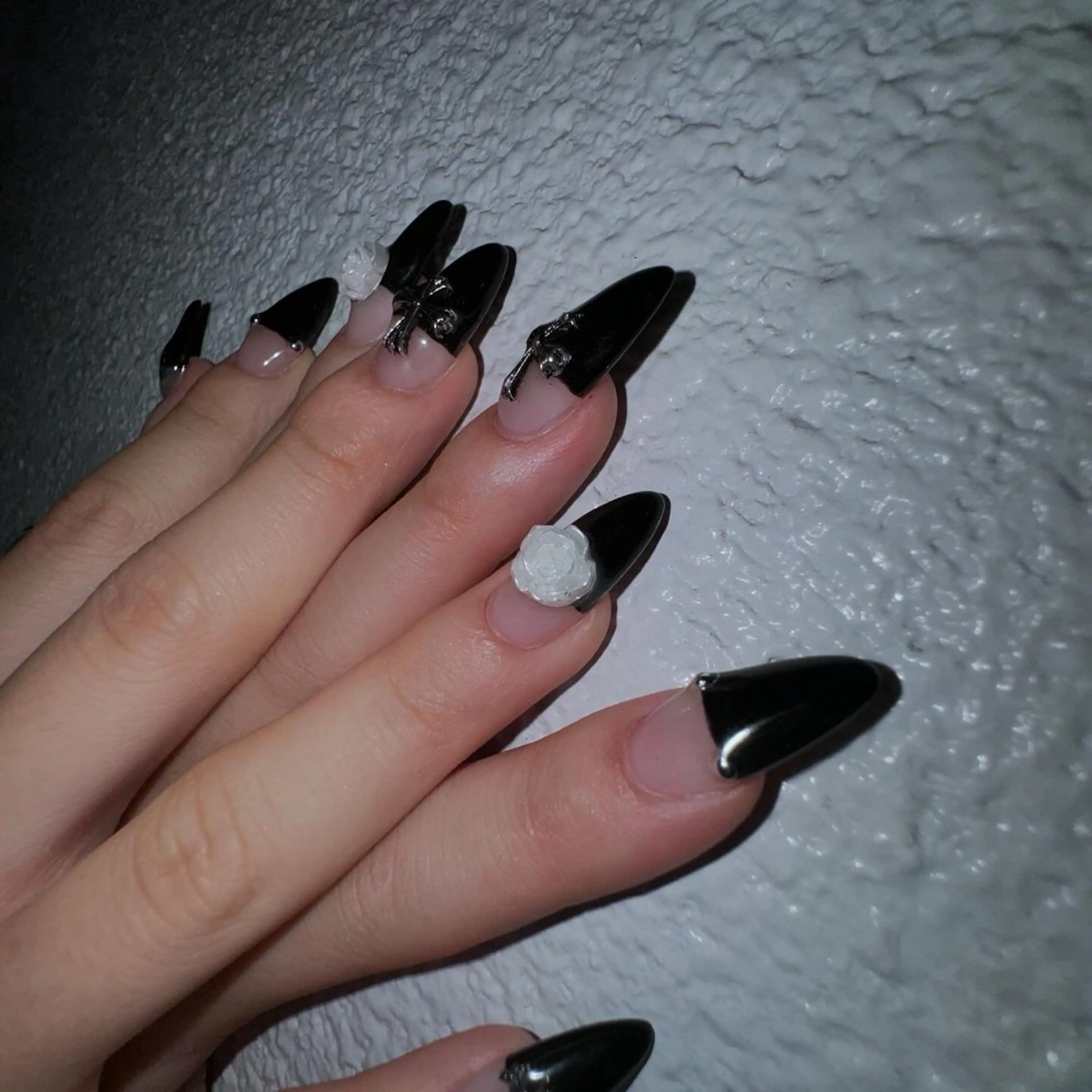 ネイル WOLTOKYO渋谷 YUURIのネイルデザイン