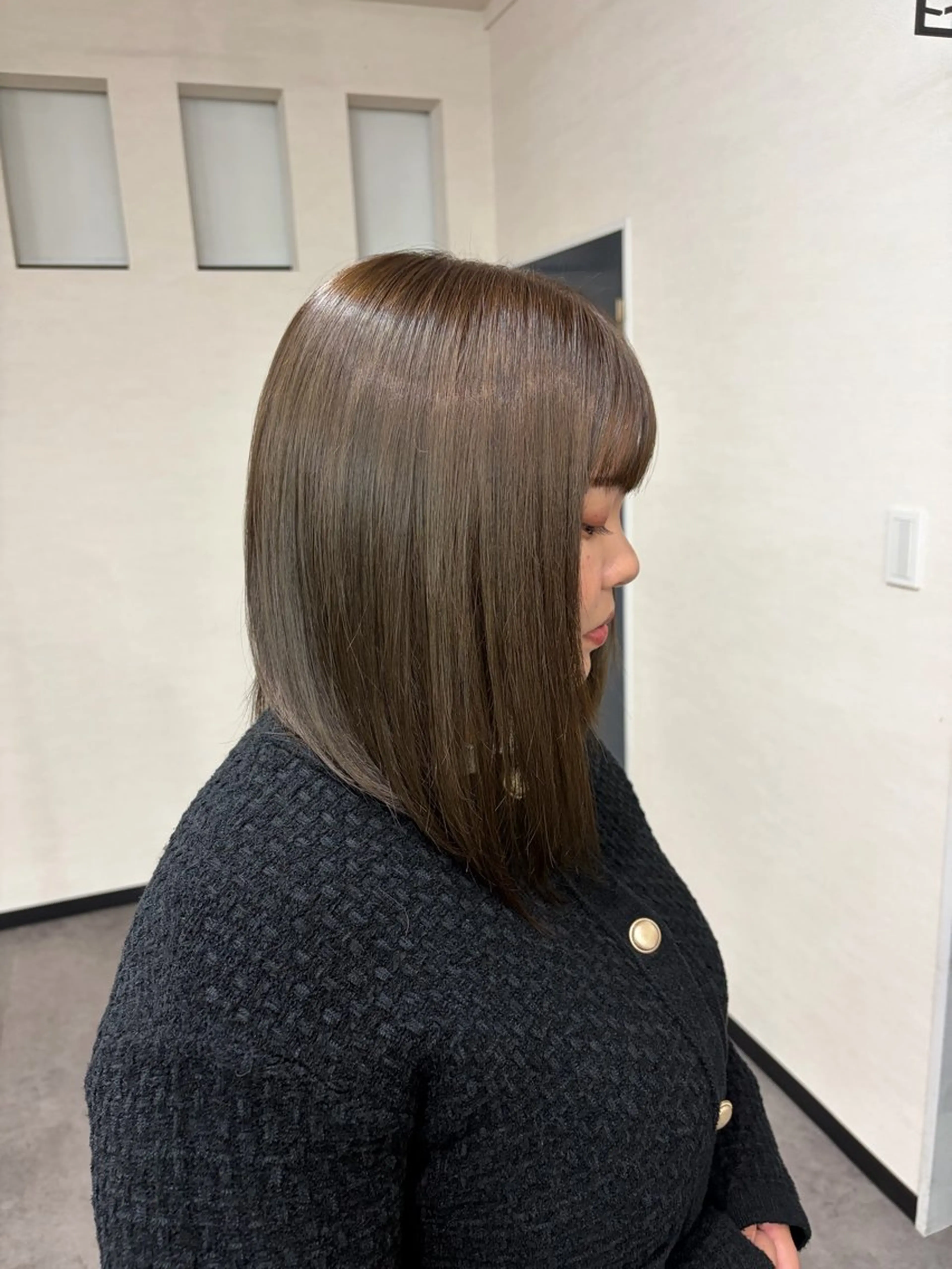 カラー クラウンズヘア所属・浅尾 友菜のヘアスタイル