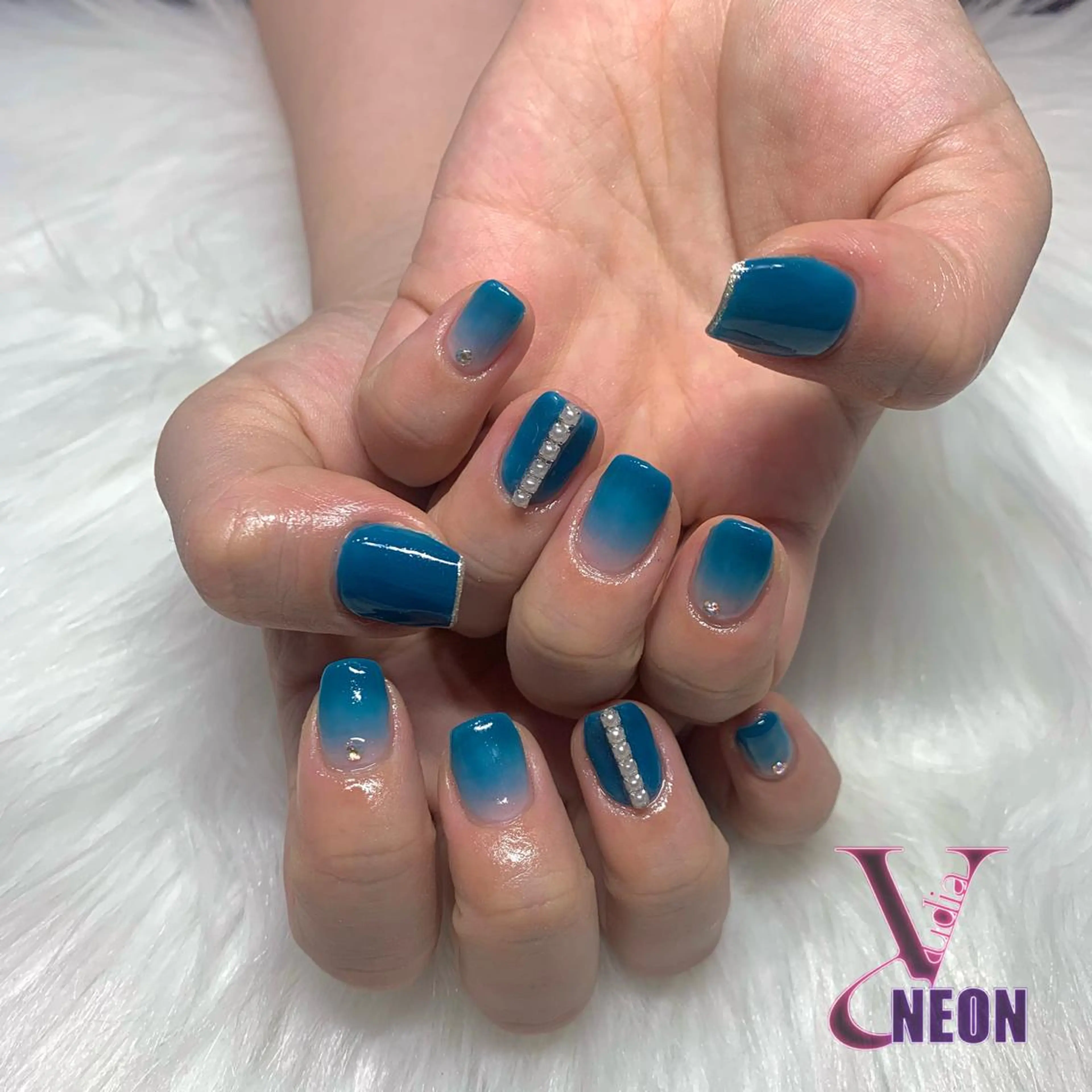 ネイル élu by Noriko 前原のネイルデザイン