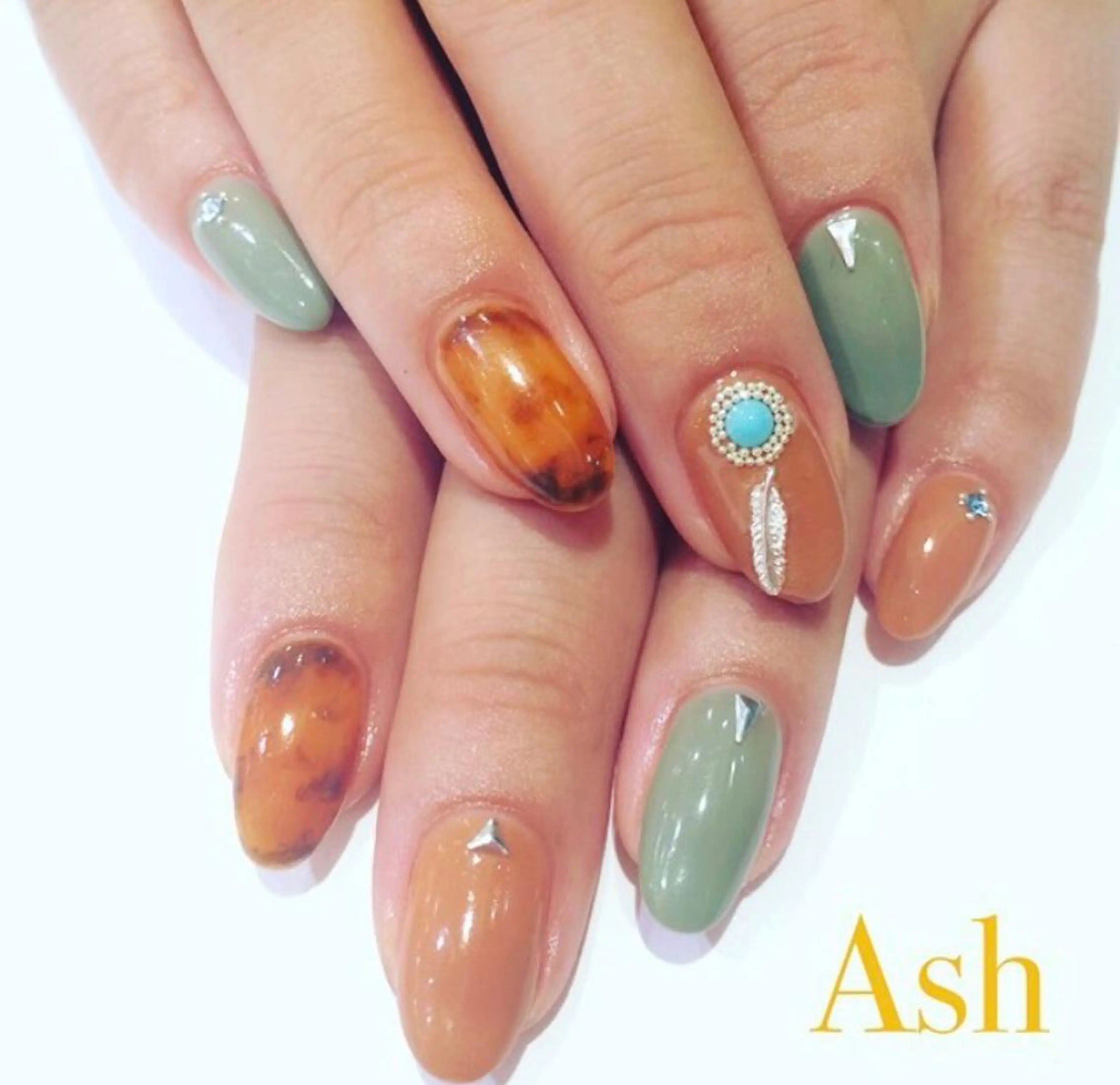 ネイル ワンカラーネイル 🩵NORIKO 上品ネイルが得意🩵のネイルデザイン