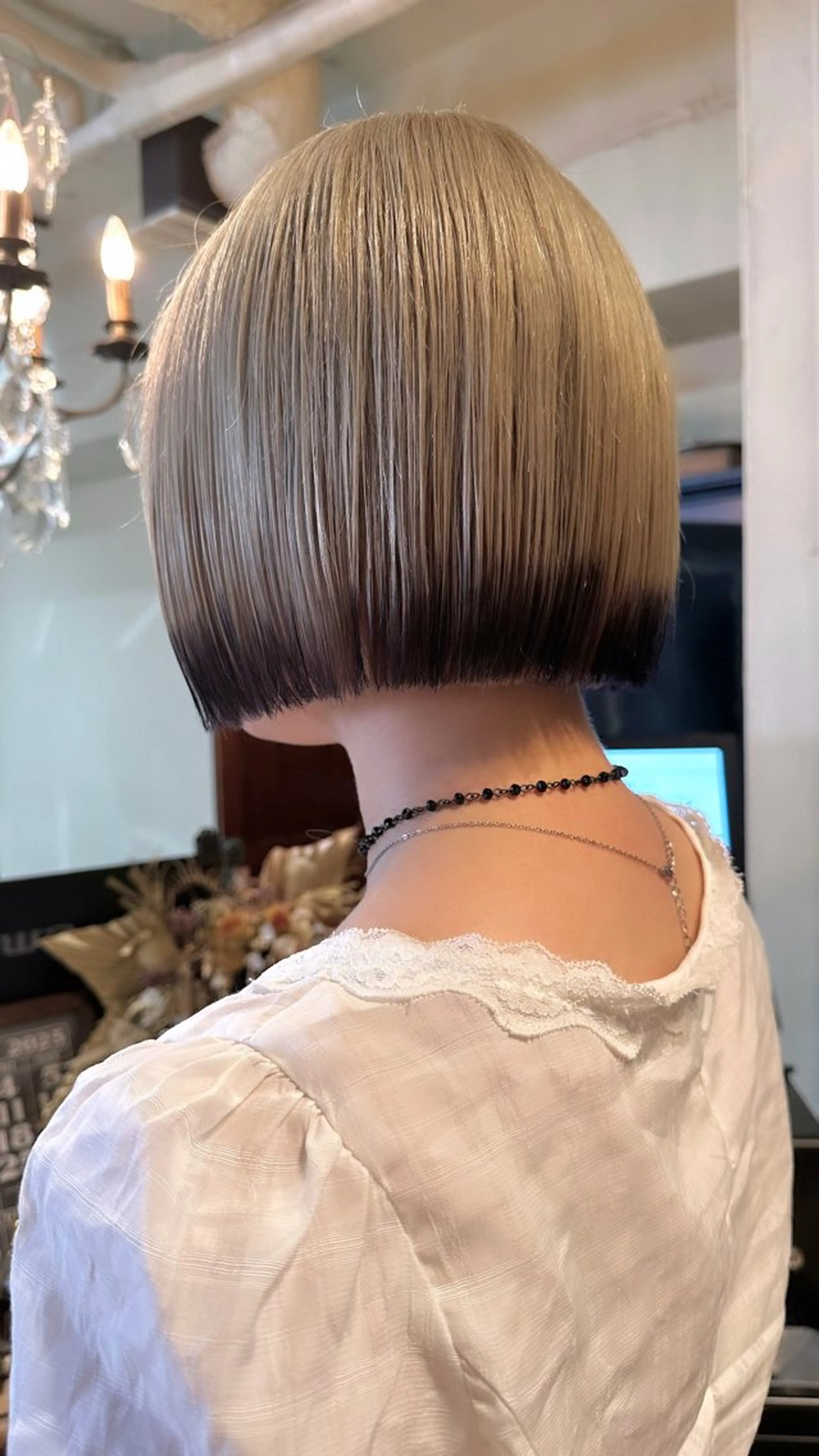 ショート カラー もりやま りりかのヘアスタイル
