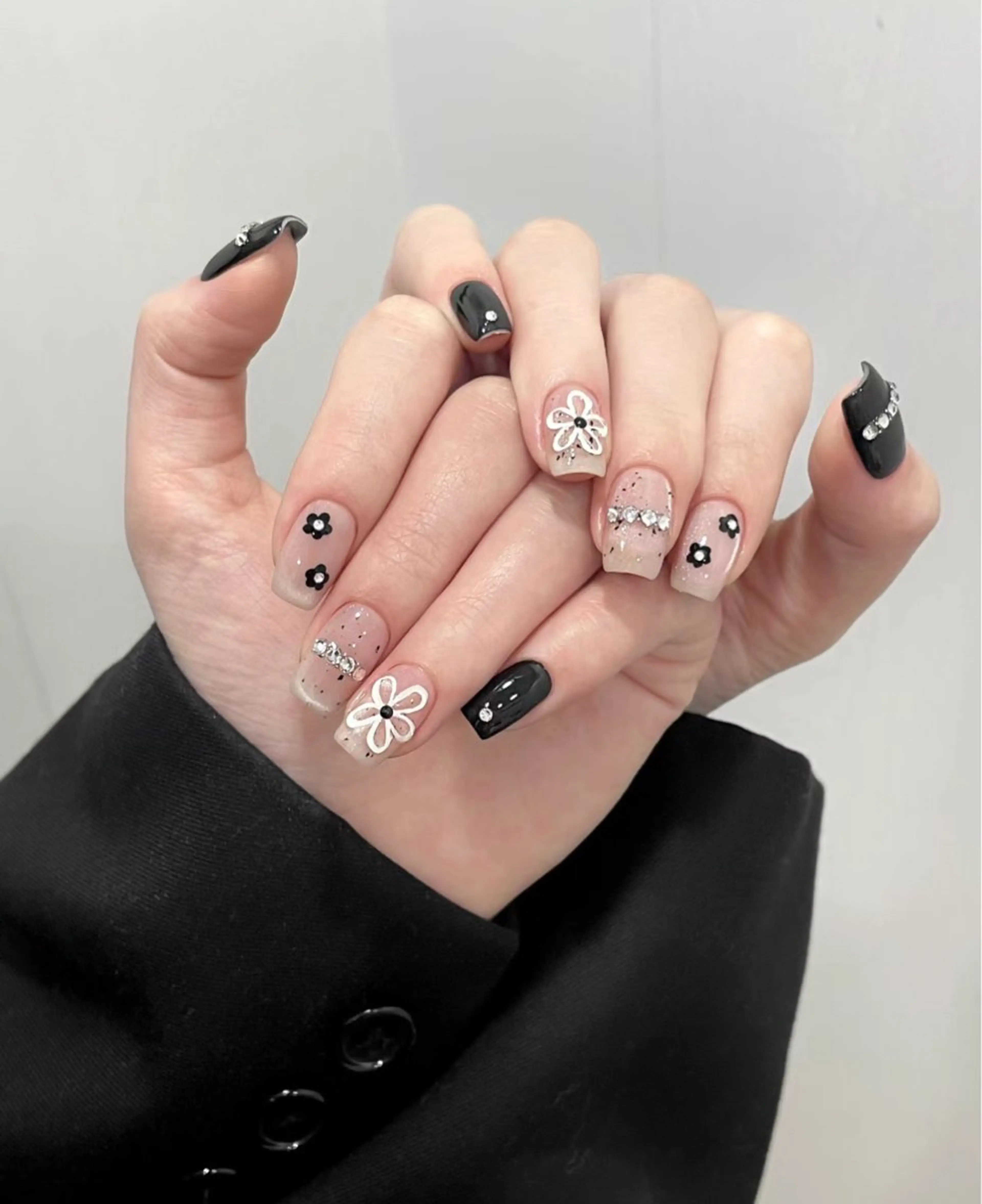 ネイル u1salon所属・ゆい ユイのネイルデザイン