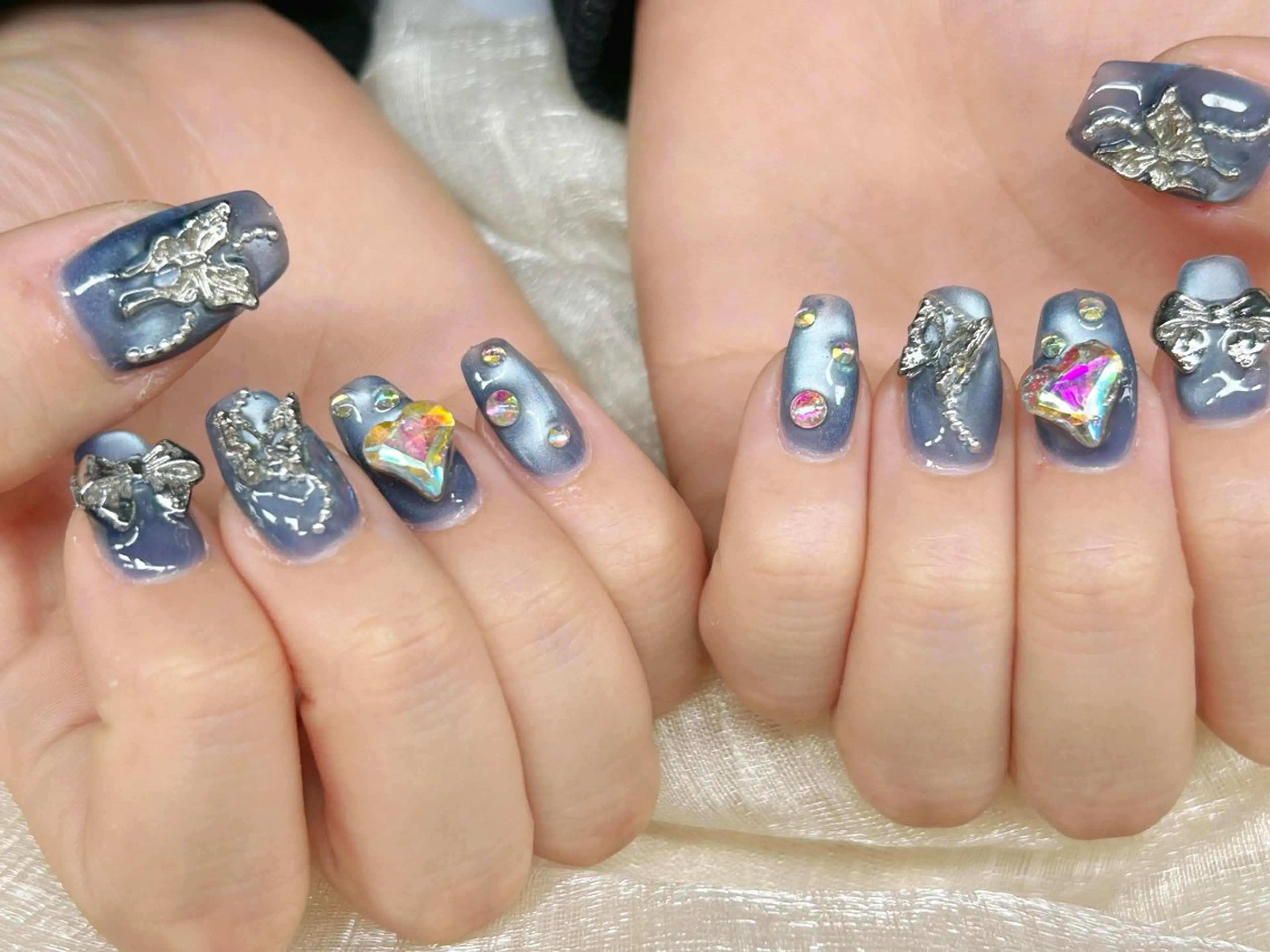 ネイル アートネイル チークネイル 成人式 入学式 長さ出し ハンドネイル Lino Nailのネイルデザイン