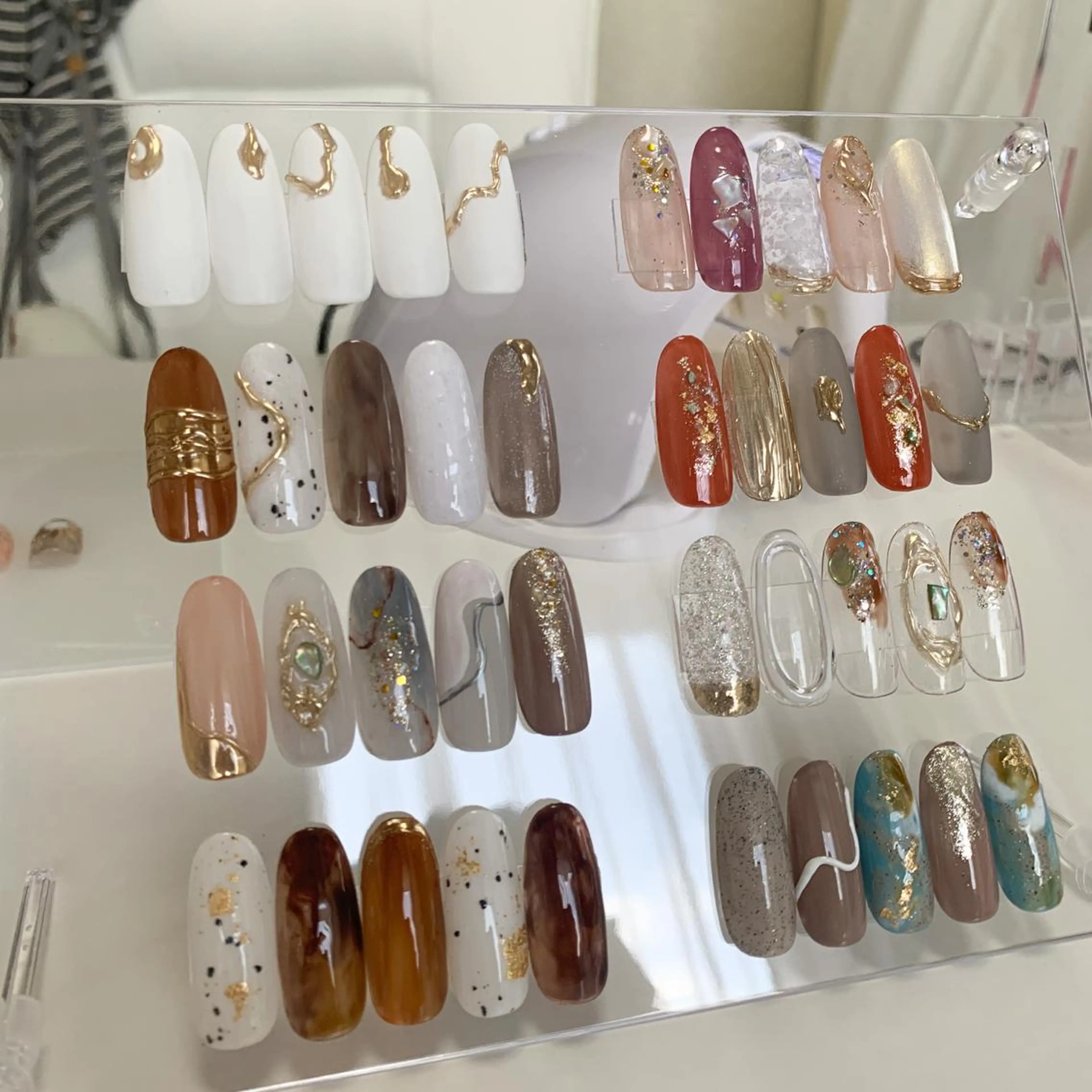 ネイル ニュアンスネイル U nailsのネイルデザイン