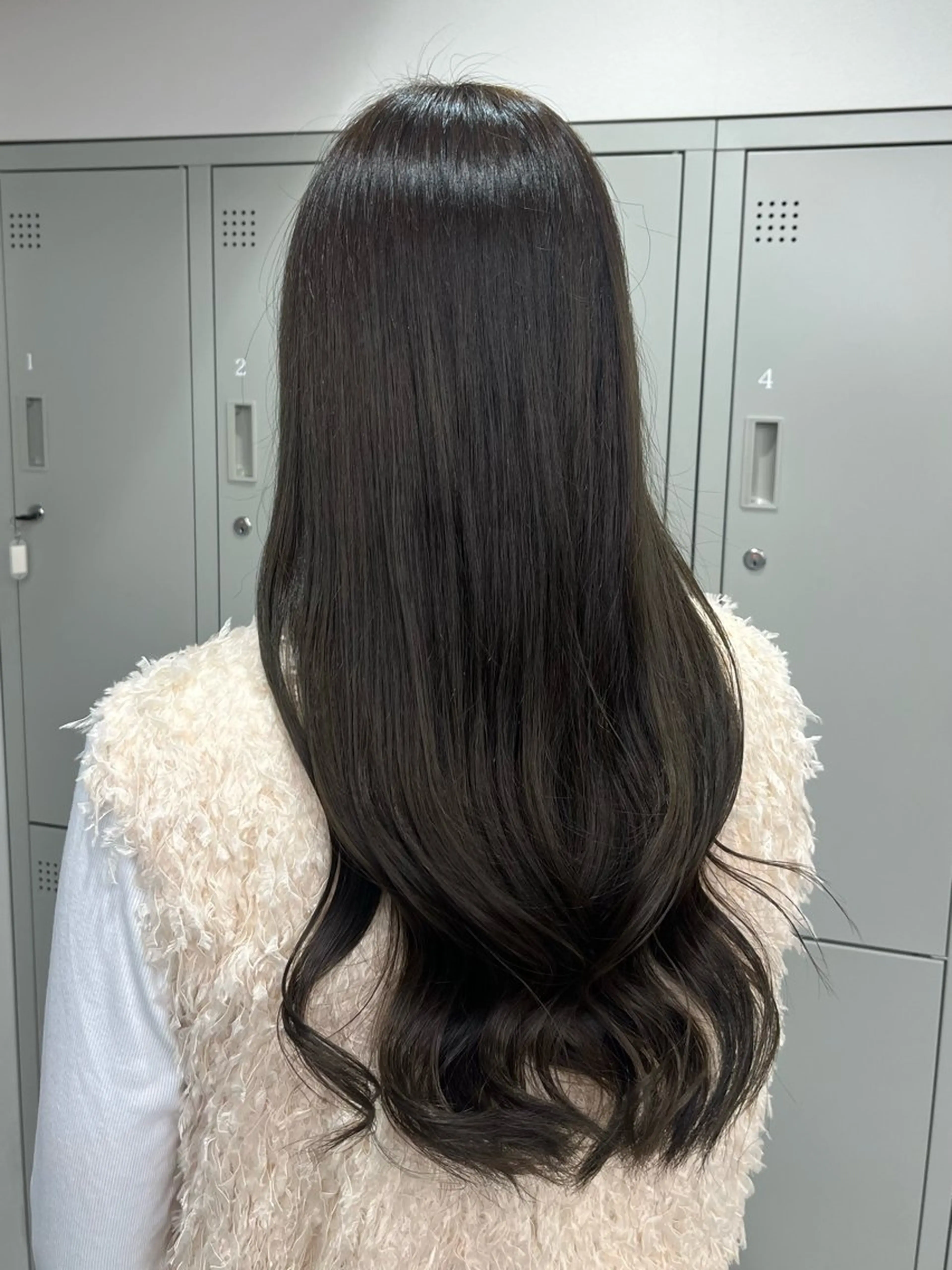 ロング カラー michiru 【EIGHT 札幌】のヘアスタイル