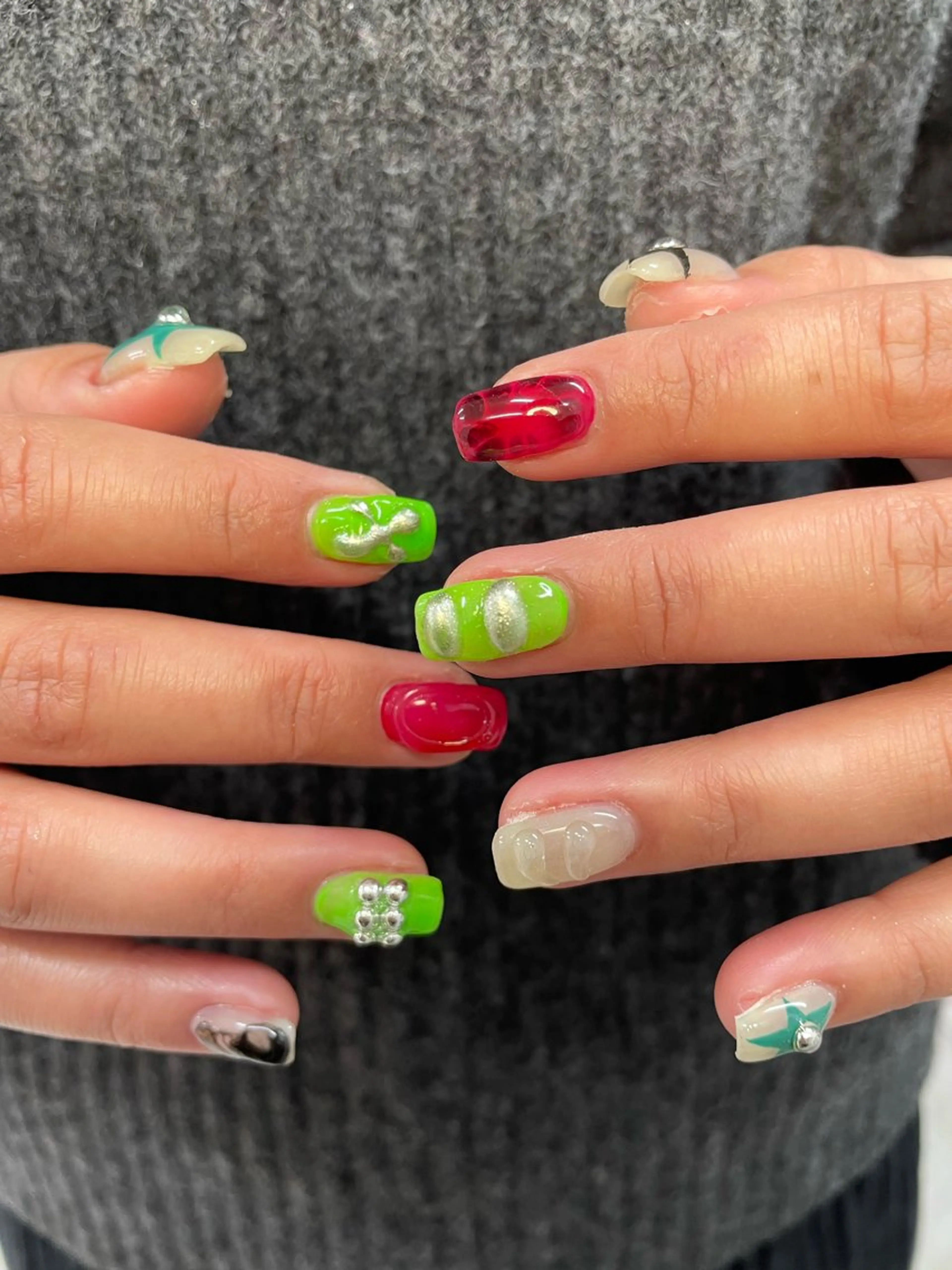 ネイル ハンドネイル ひめか🫁 推し概念・個性派のネイルデザイン