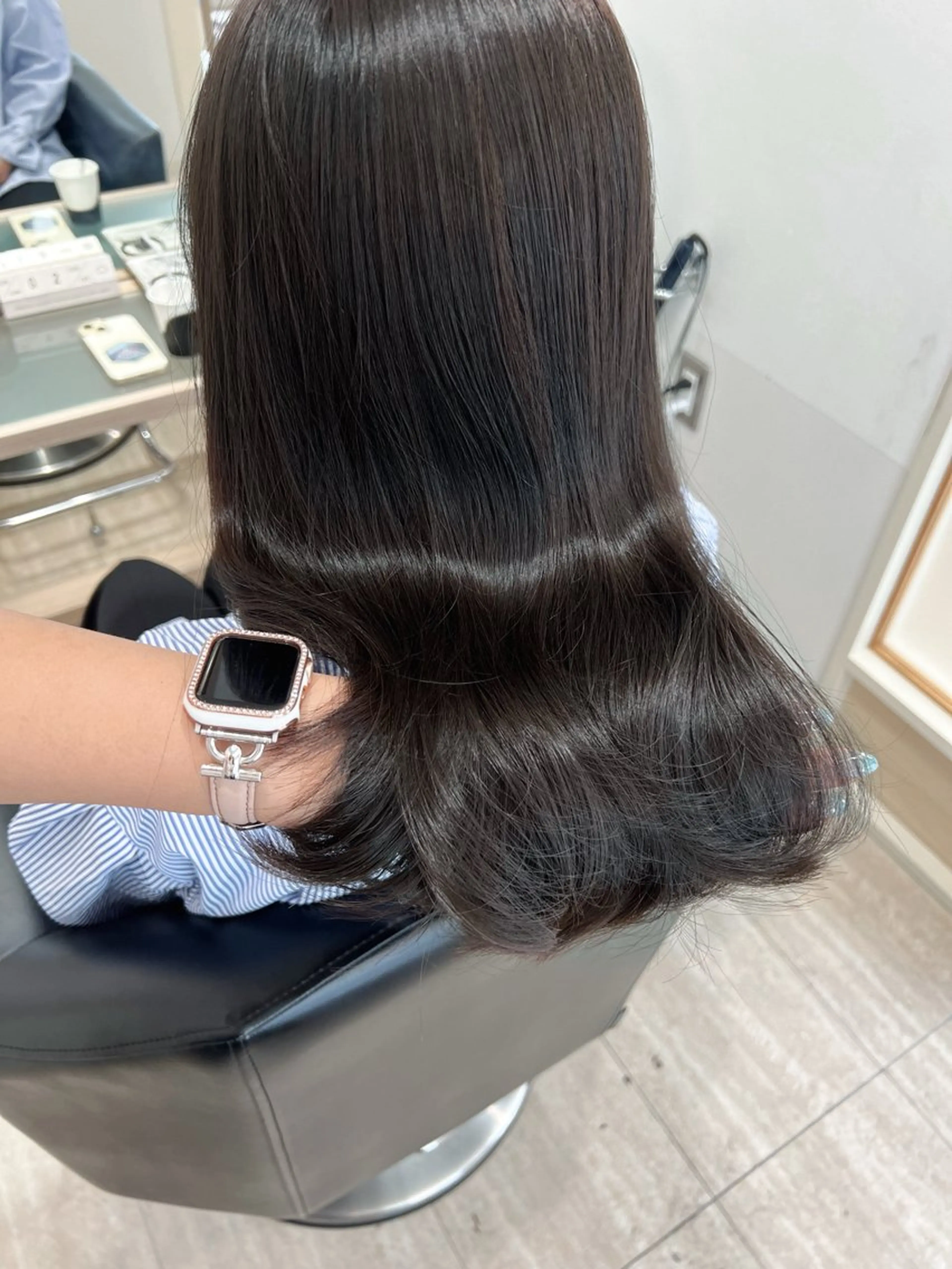 セミロング ヘアカラー トリートメント 韓国モテhair🍑 momoのヘアスタイル