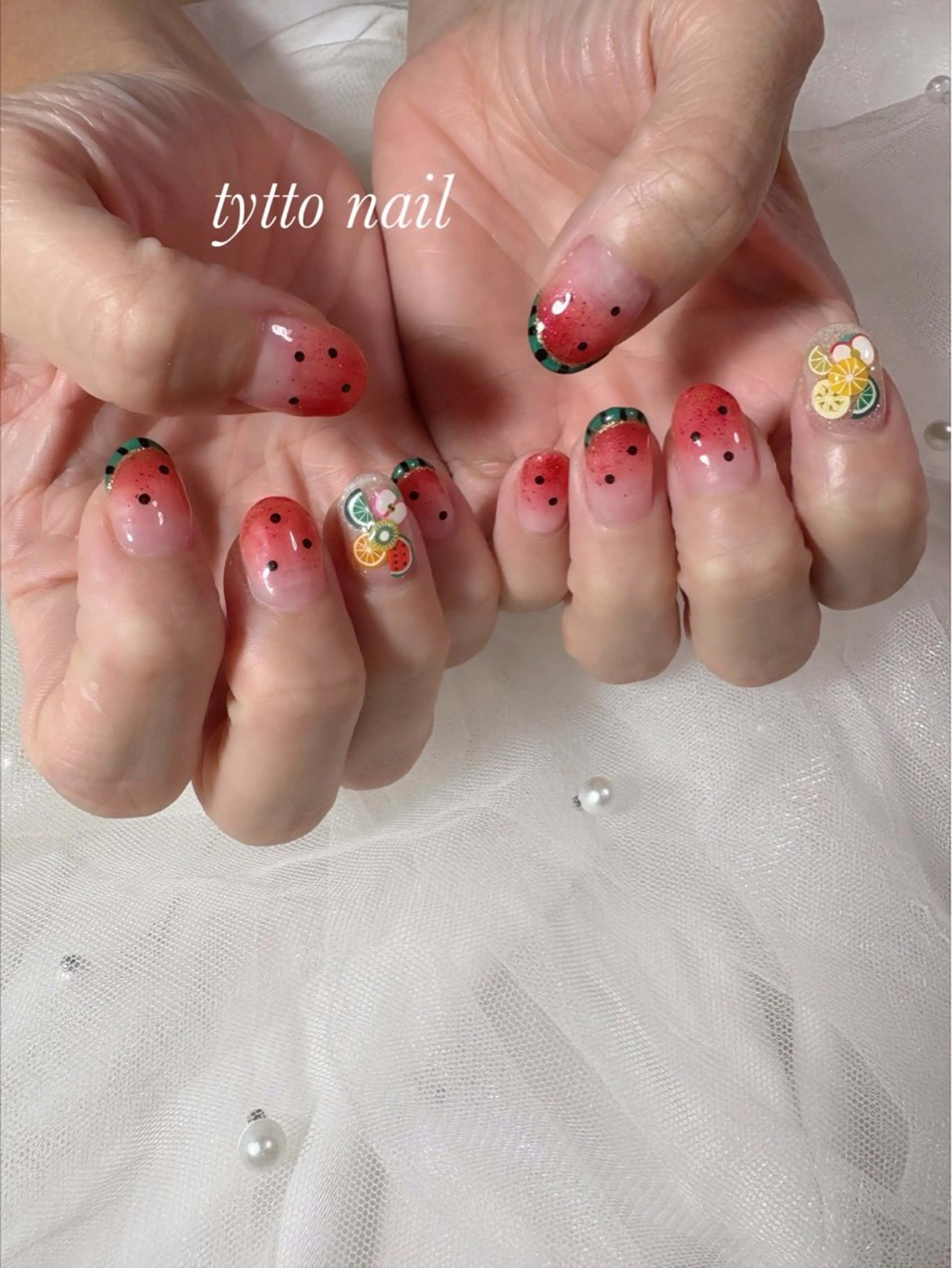 ネイル ガーリー グラデーション ホログラムネイル キラキラネイル 韓国ネイル tytto nail ❤︎‪‪eri‪‪のネイルデザイン
