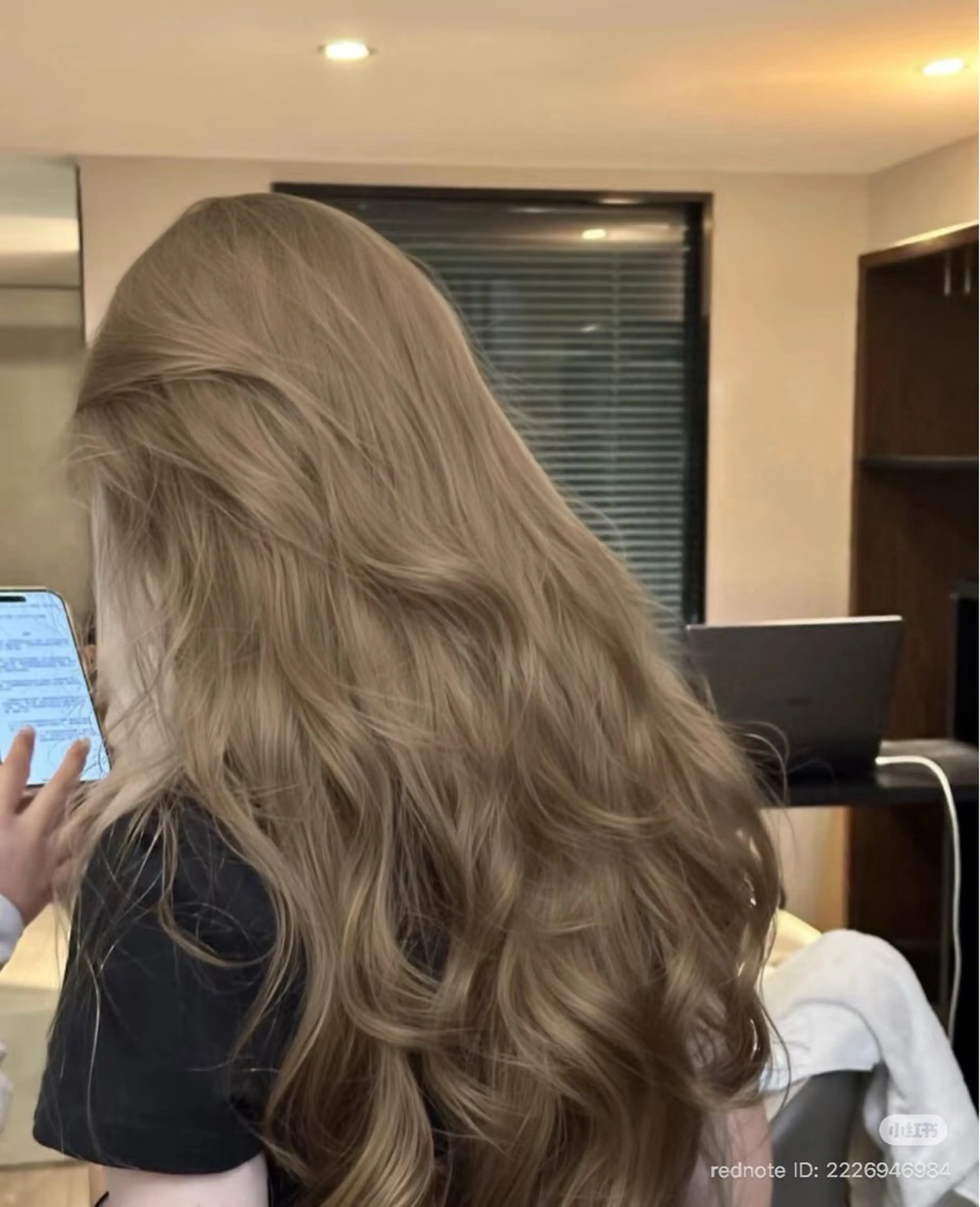 ロング ヘアカラー トリートメント ヘアセット 肌なじみベージュ 🦋azu🦋のヘアスタイル