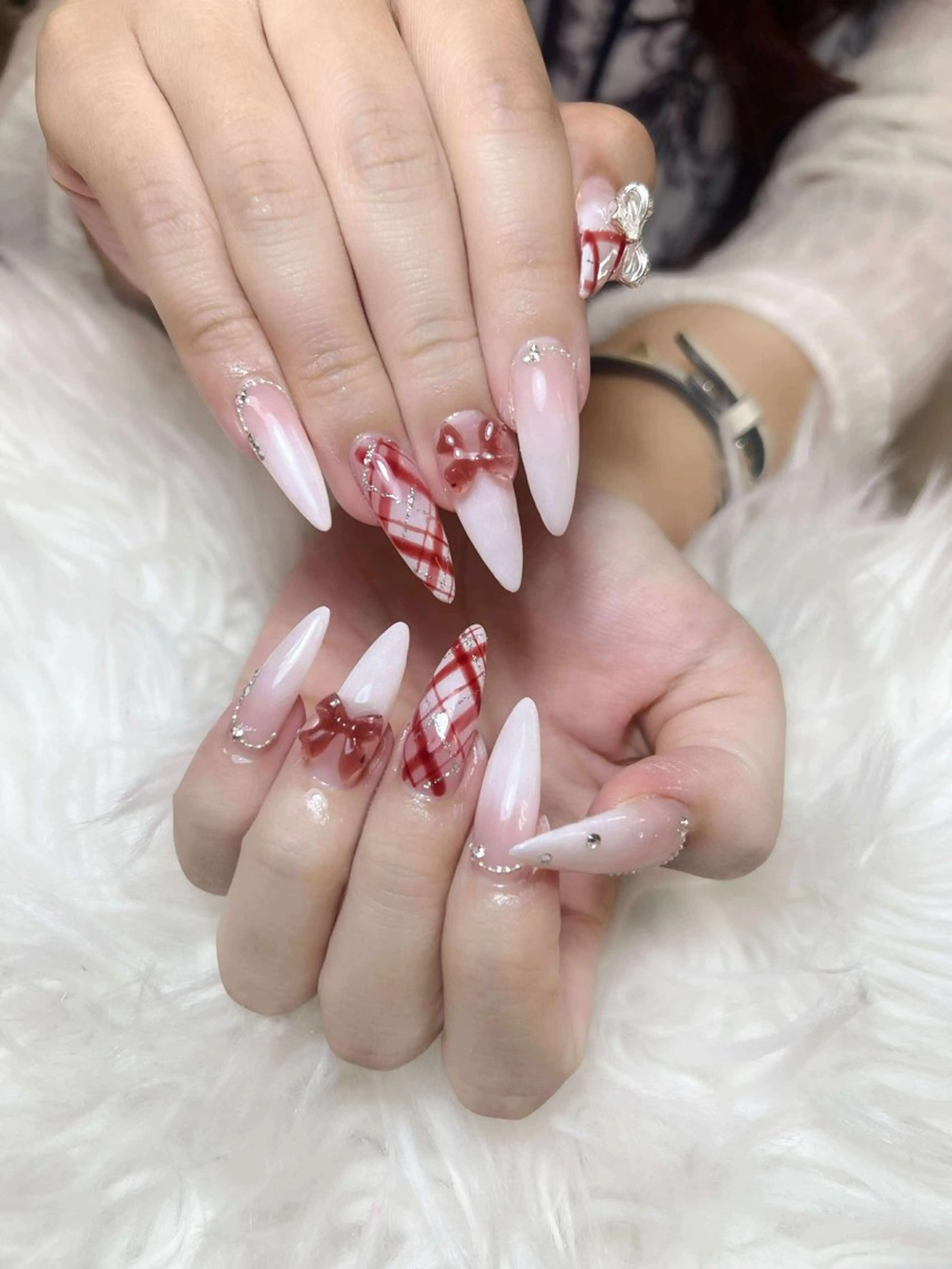 ネイル ハンドネイル ハンドケア Anh Nail 歌舞伎町のネイルデザイン