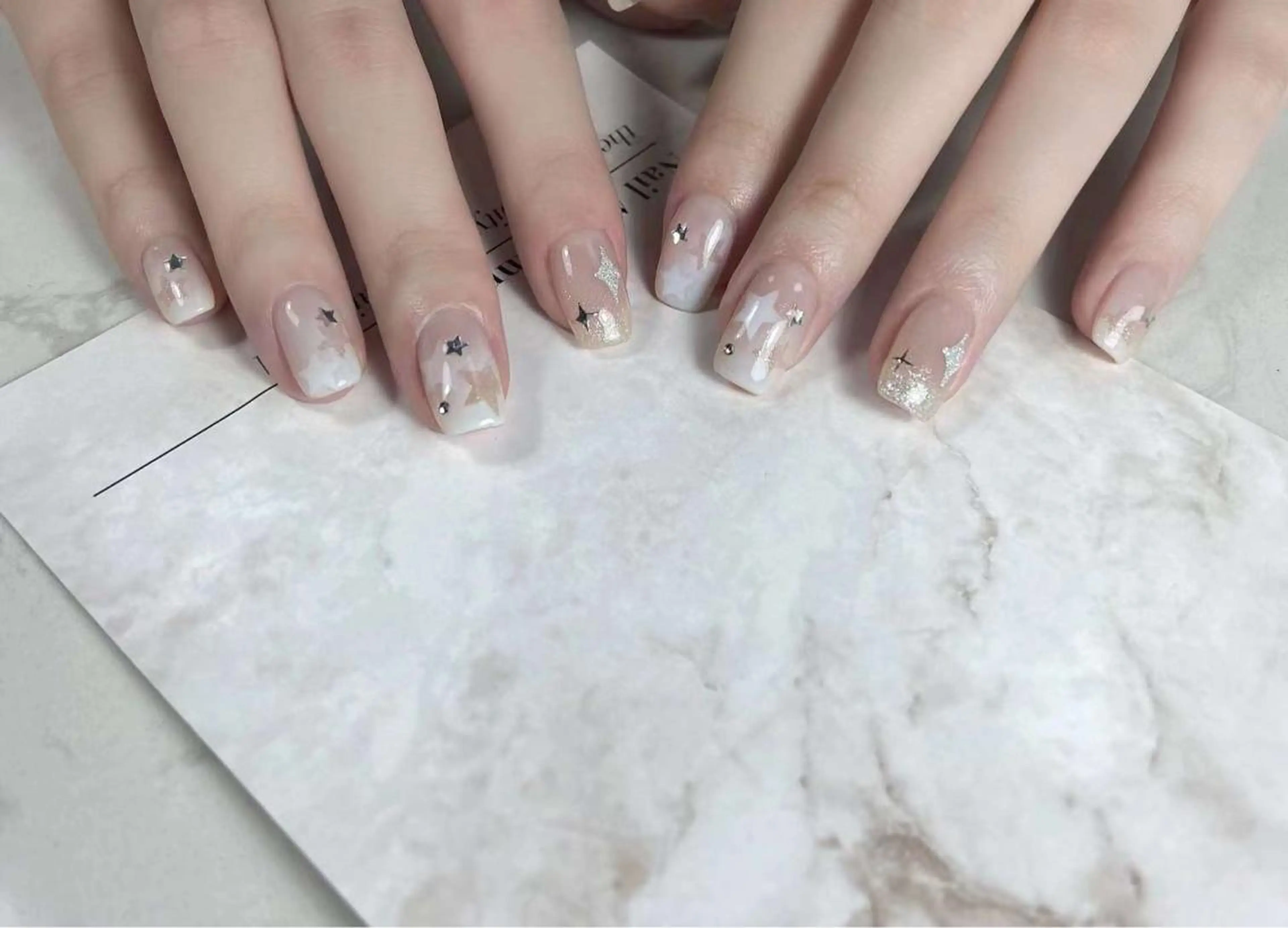 ネイル 宮澤 ミナのネイルデザイン