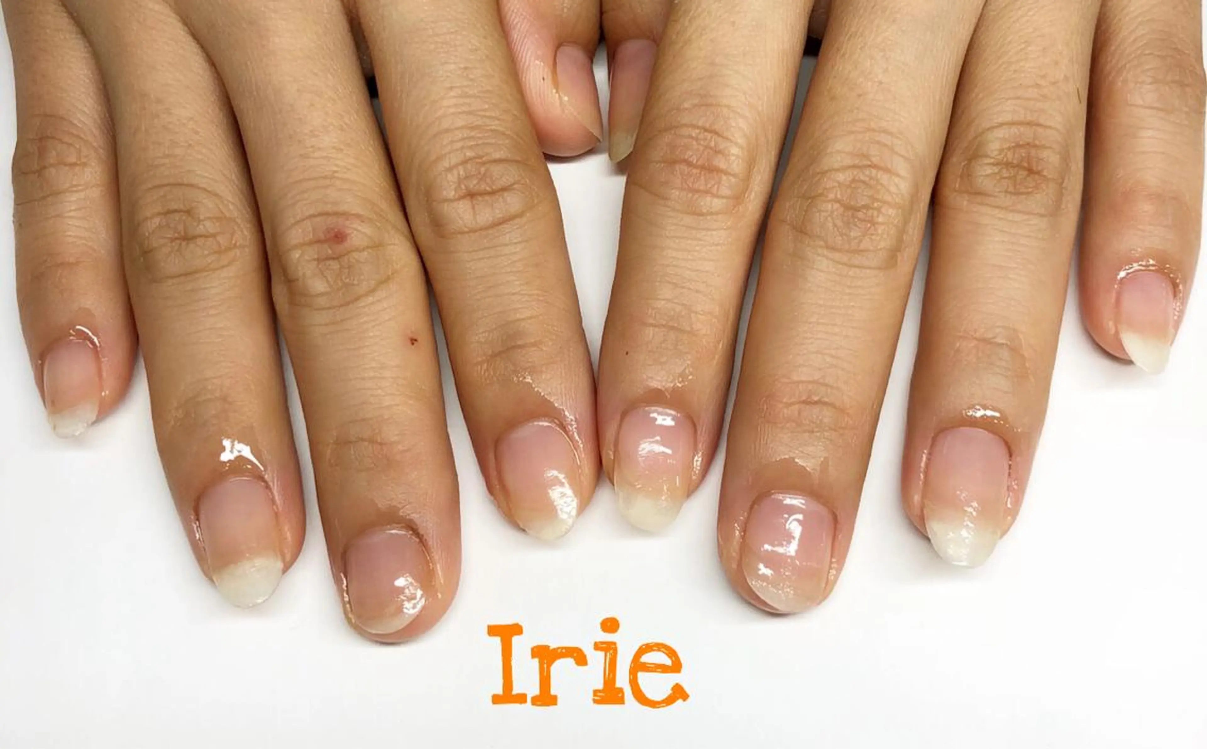 ネイル Hair salon Irie所属・與儀 知佳のネイルデザイン