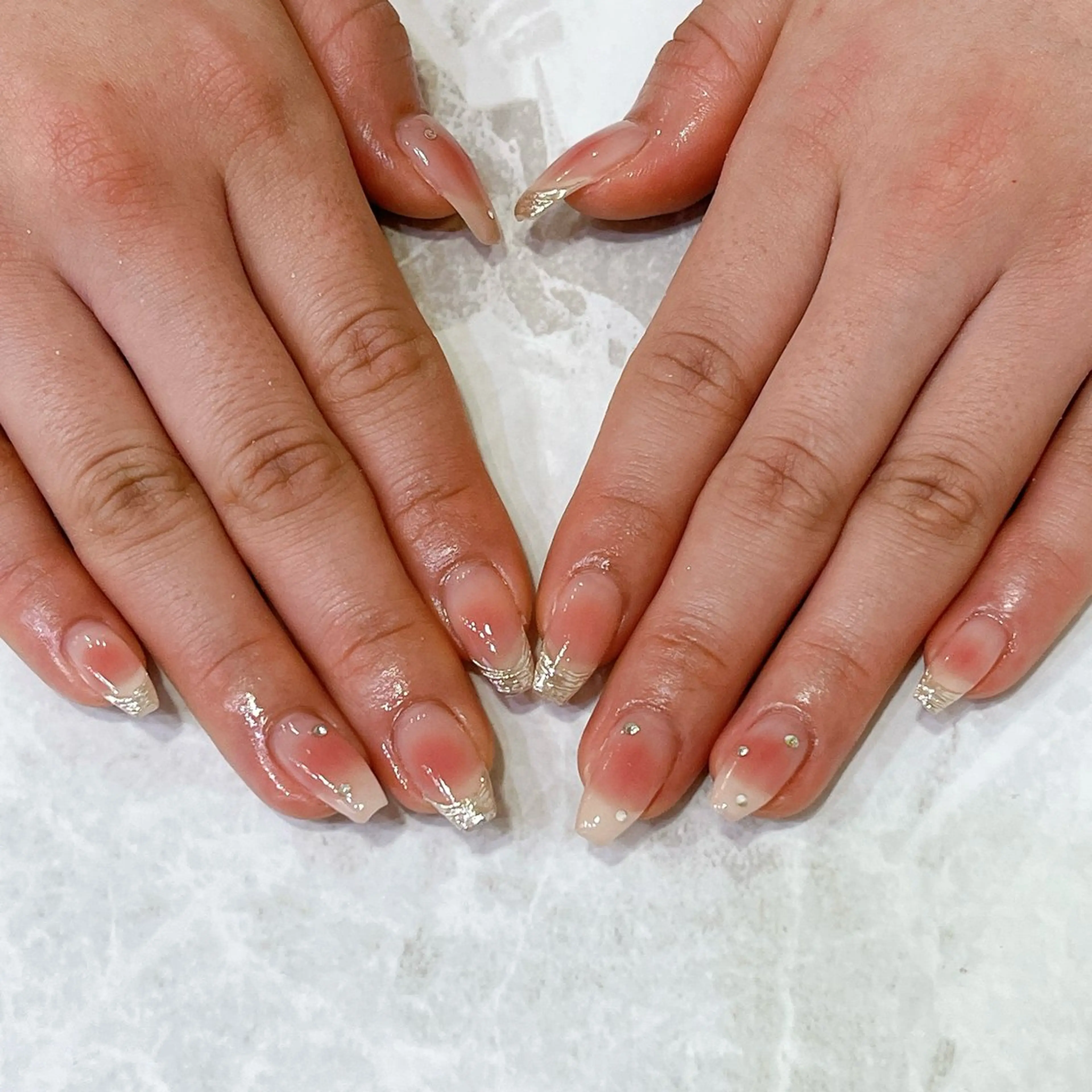 ネイル アートネイル チークネイル フレンチネイル ミラーネイル Ellenail名古屋所属・伊藤 愛のネイルデザイン