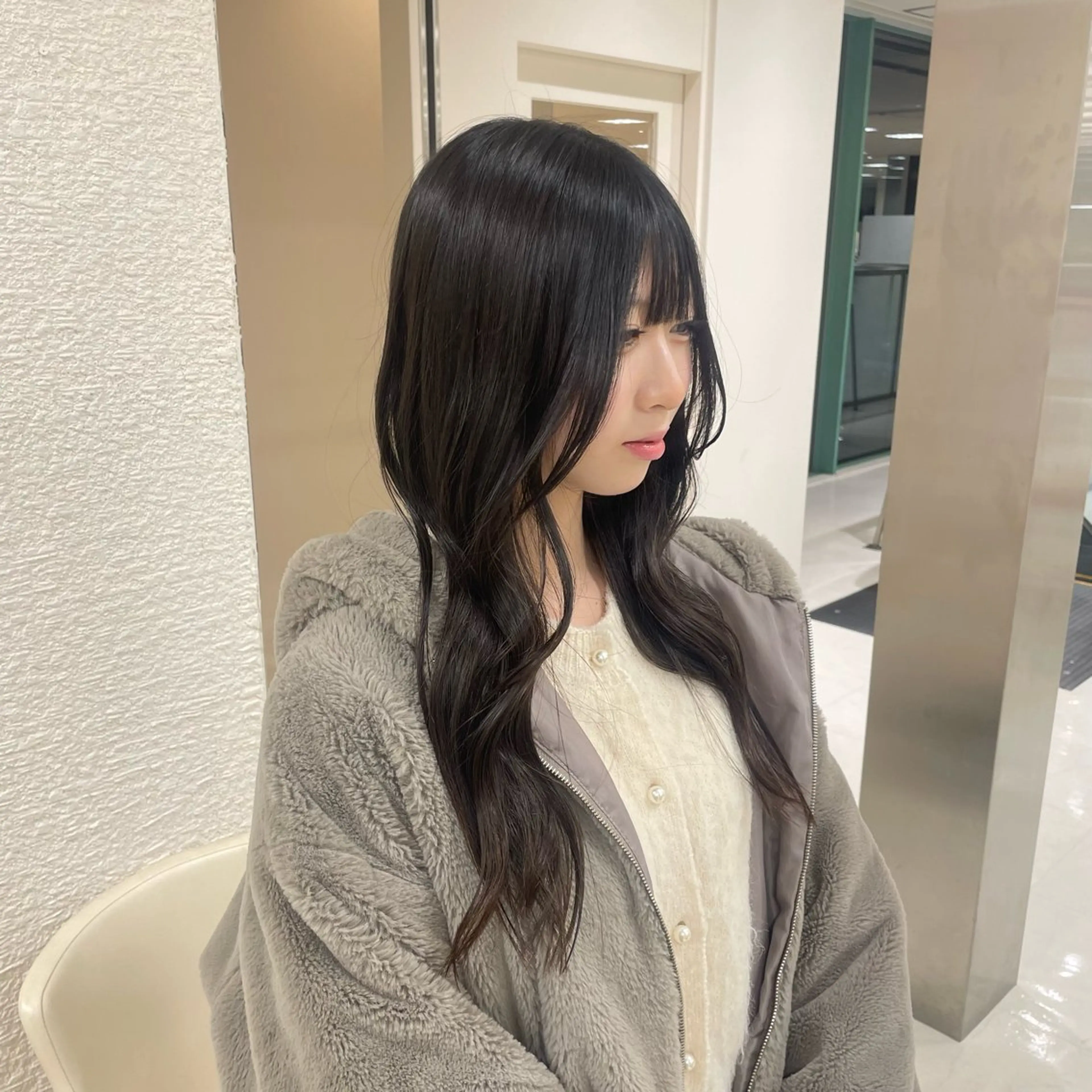 ロング 透明感ワンカラー🎀 レイヤー/AOのヘアスタイル