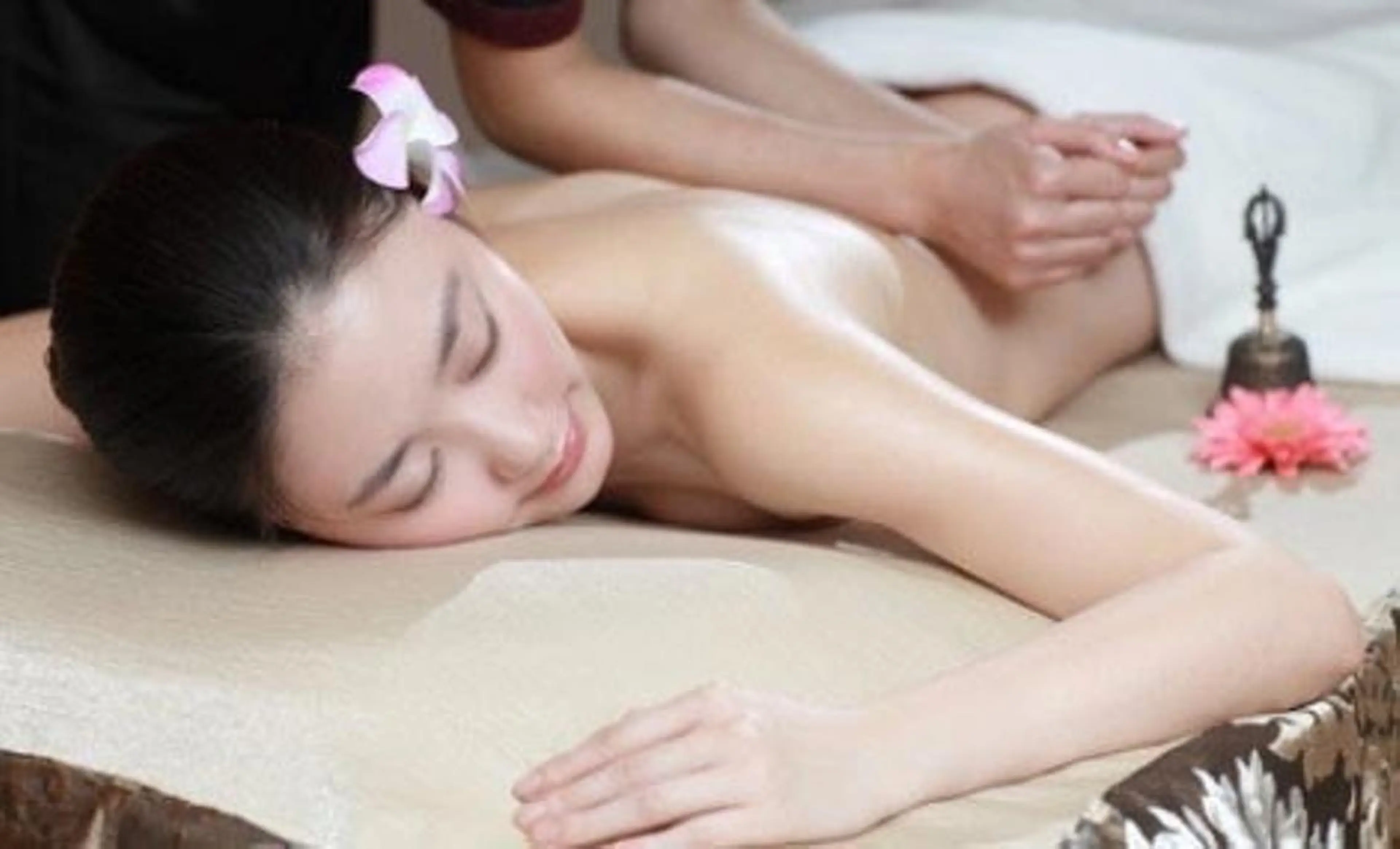 【人気No3・全身コルギ♪】超贅沢★頭蓋骨から足先まで全身ケア石膏パック無料付130分の写真