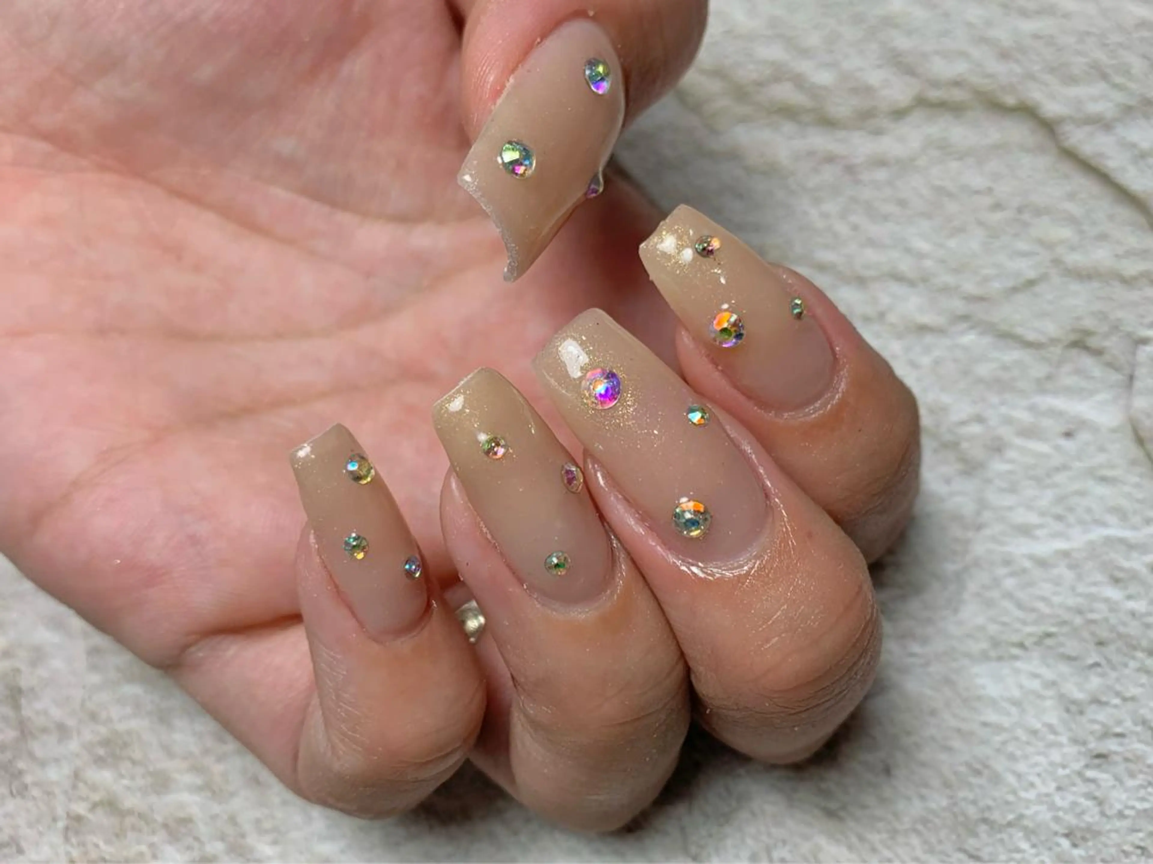 ネイル オーロラネイル ドット ハンドネイル nail room Ly'leaのネイルデザイン