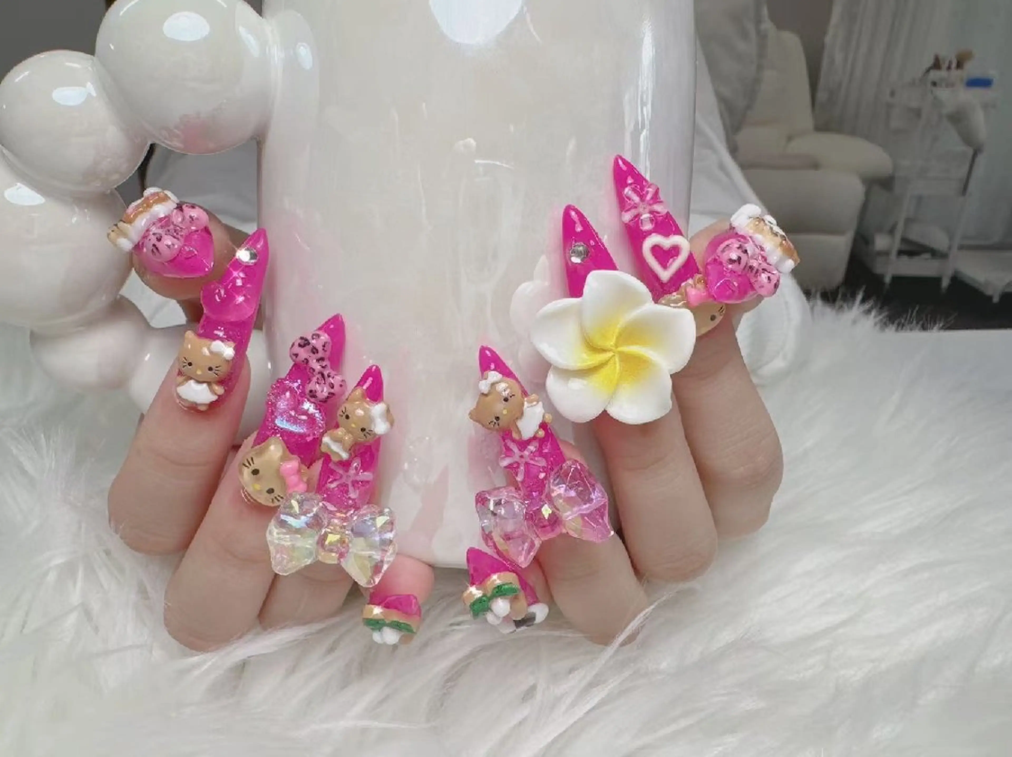 ネイル ENsalon AKIRAのネイルデザイン