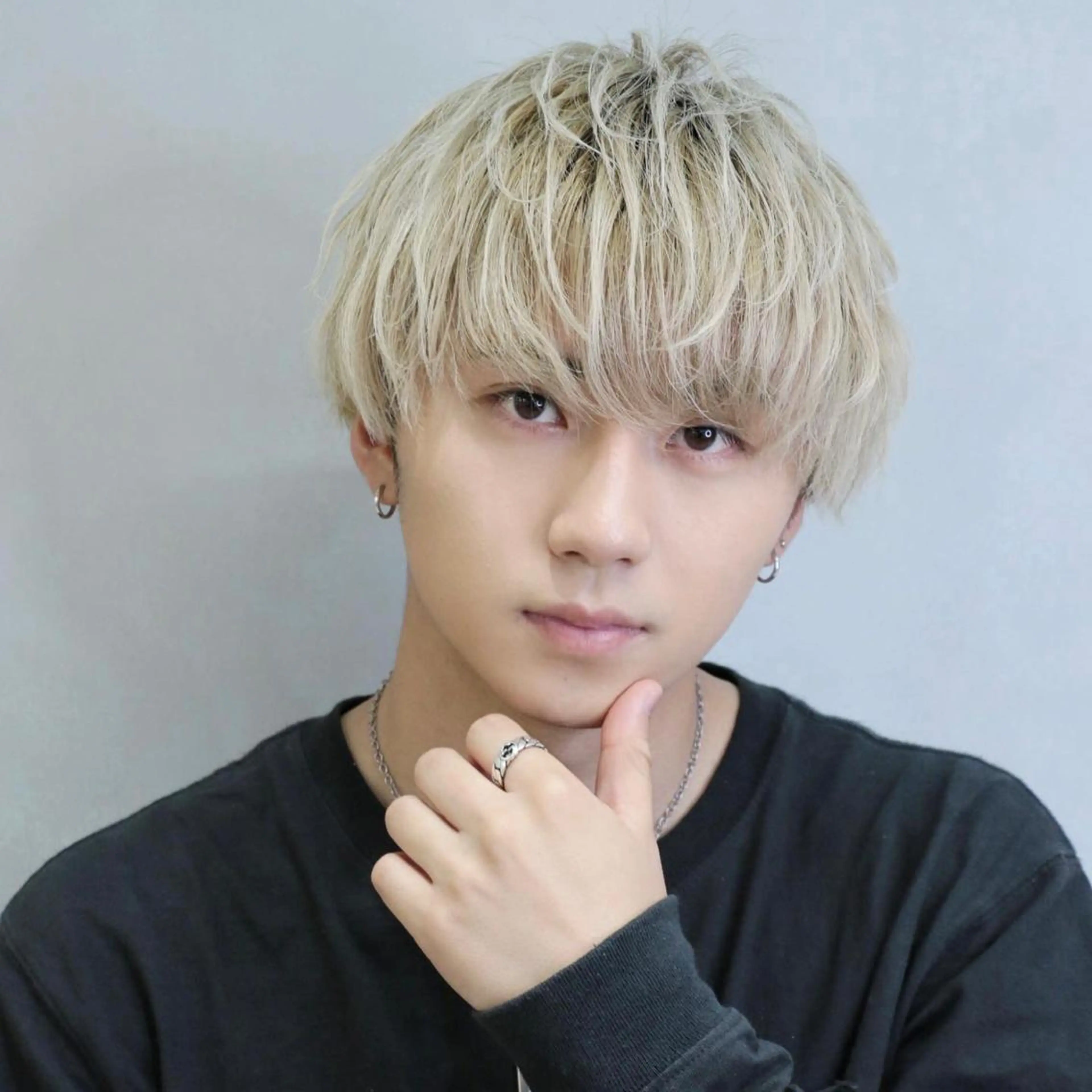 ショート メンズ 飯塚 想のヘアスタイル