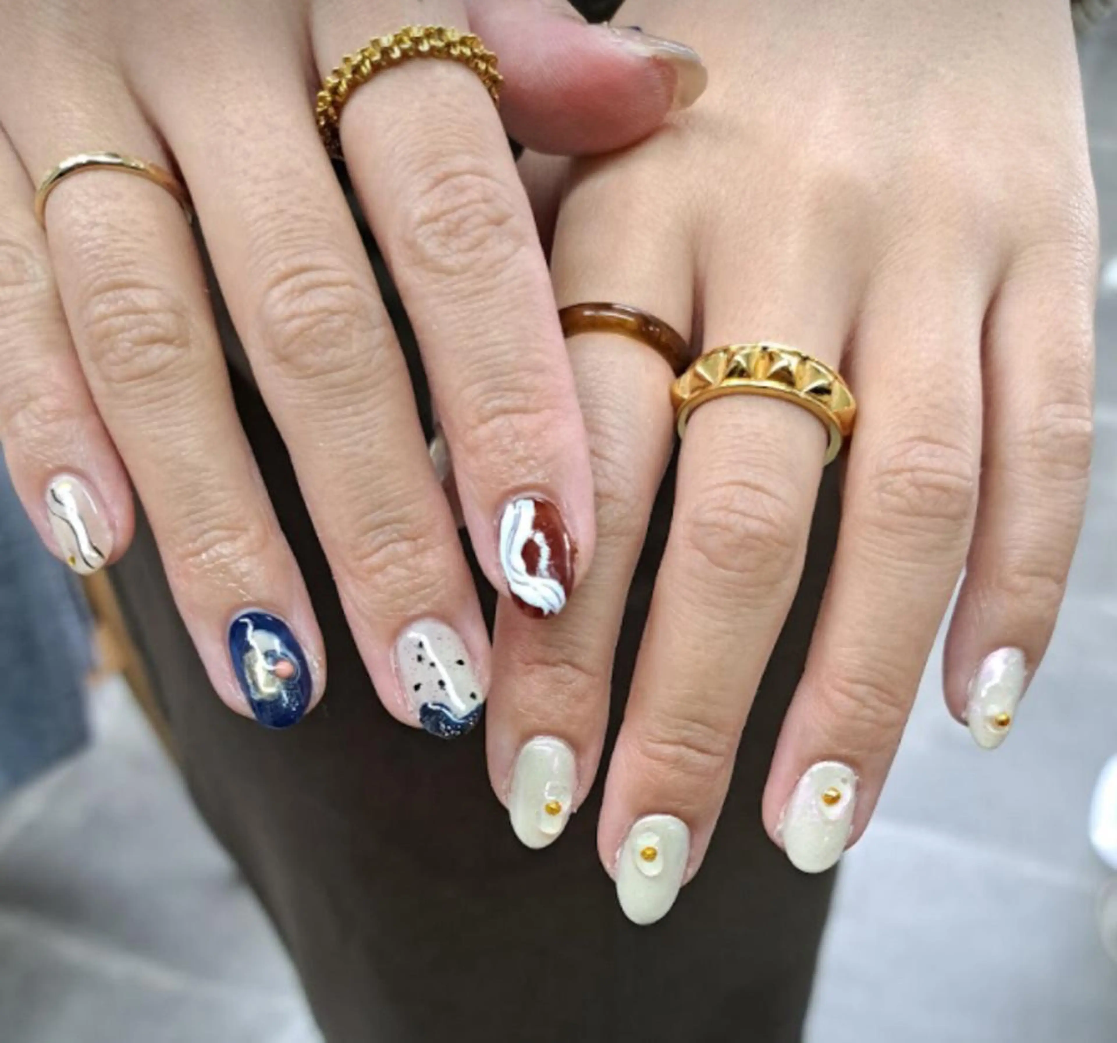 ネイル アートネイル ジェルネイル ニュアンスネイル スカルプネイル nailstudio eviz新宿店のネイルデザイン