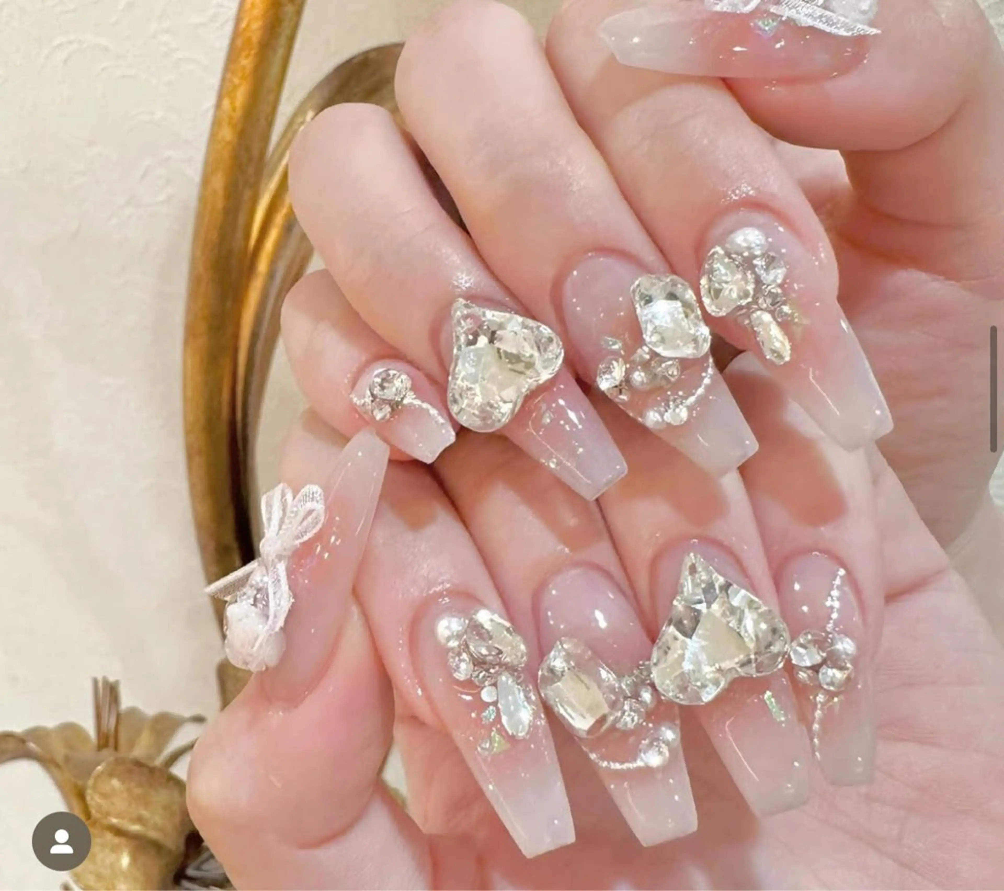 ネイル アートネイル フラワーネイル フレンチネイル ジェルネイル グラデーション ハンドネイル Ryunail所属・Ryu Nail NekoChanのネイルデザイン