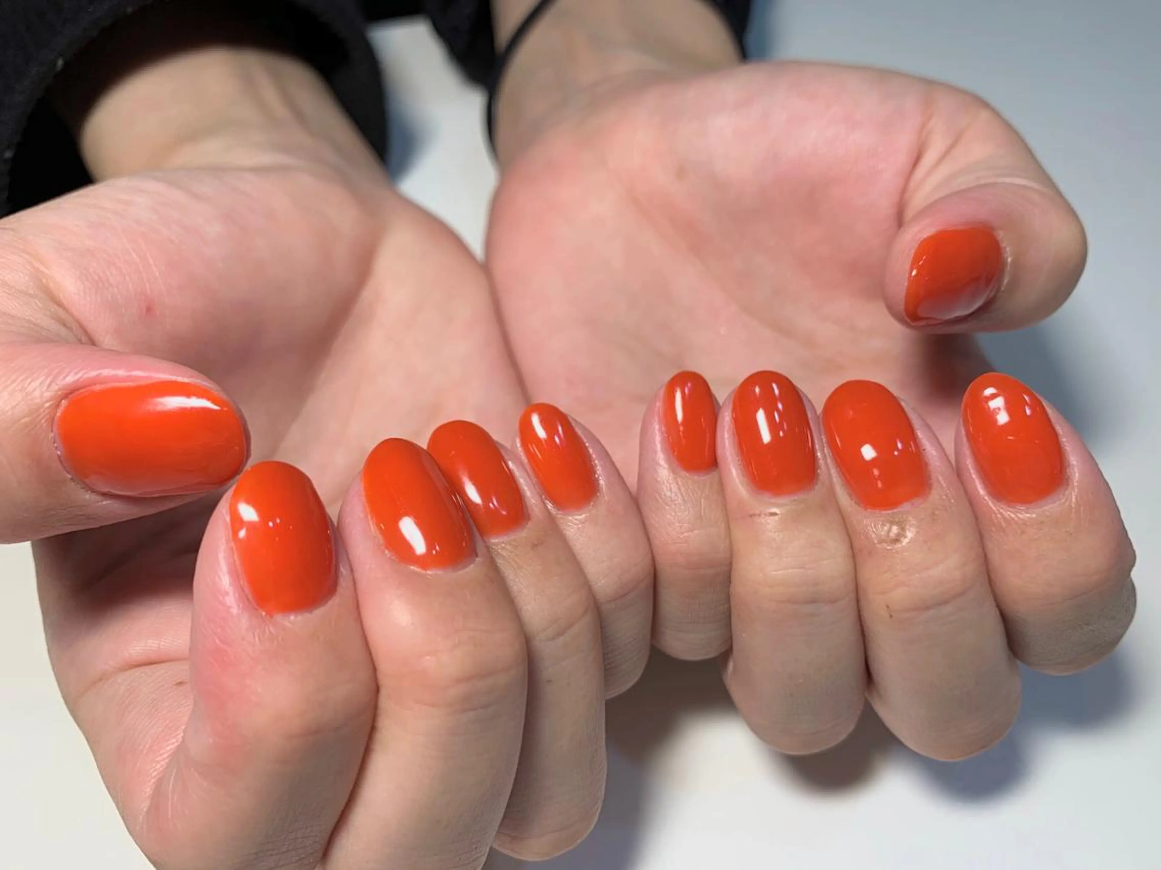 ネイル ワンカラーネイル ルリアンチッタ メンズ垢抜け特化の眉毛・アイブロウイメージ