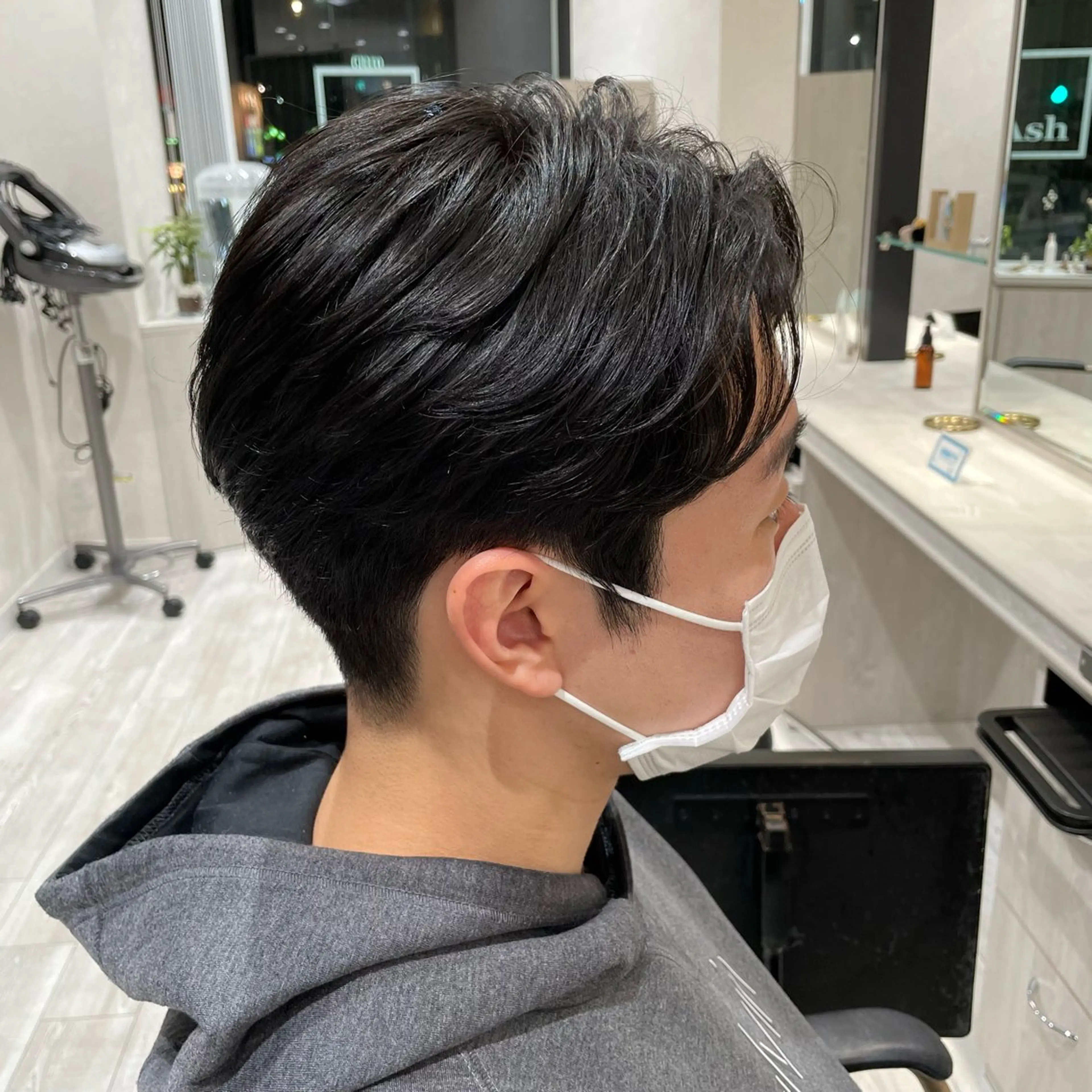 メンズ メンズフェザー毛流れ /鈴木健友のヘアスタイル