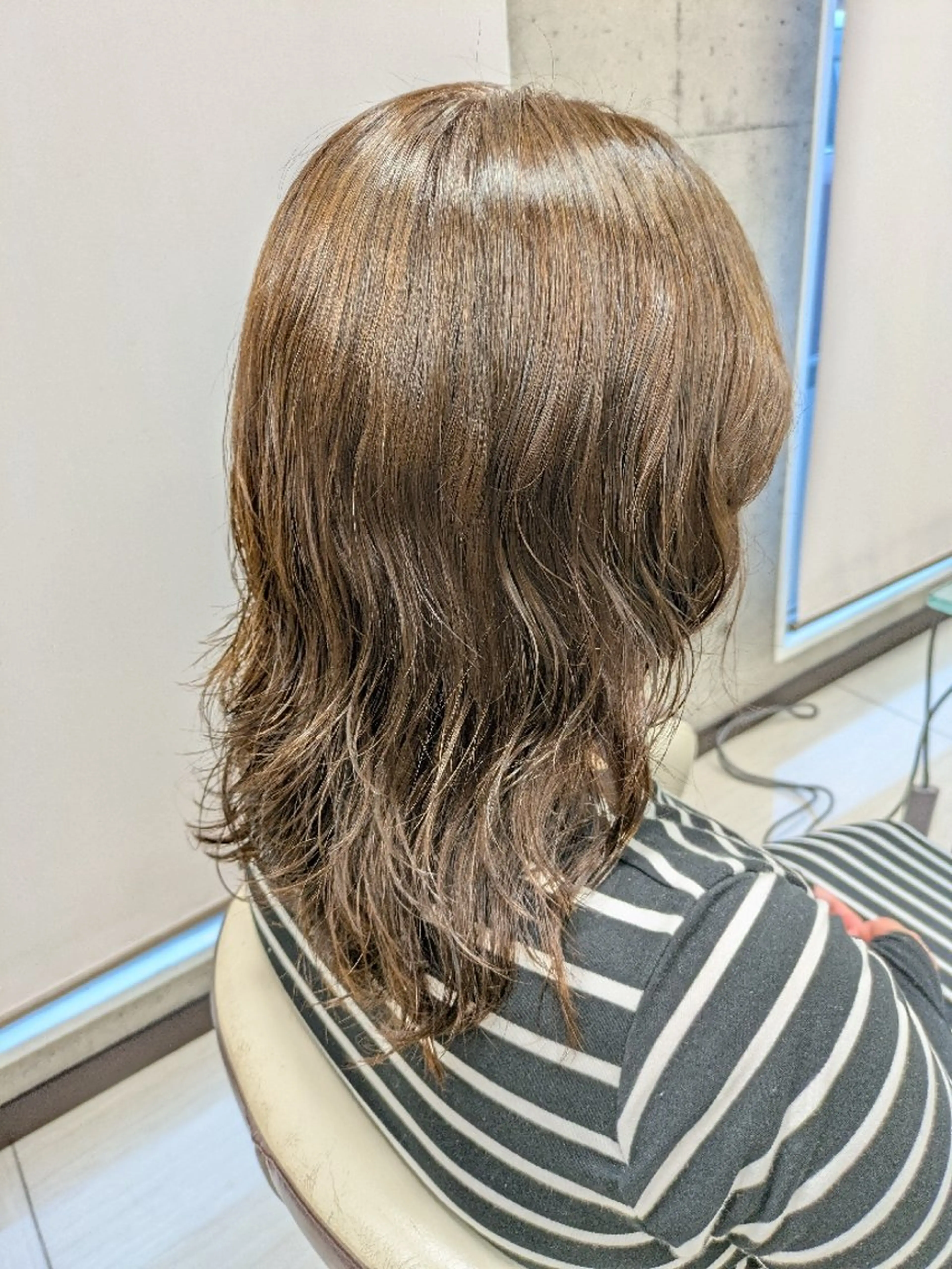 ミディアム ヘアカラー 小林 凜のヘアスタイル