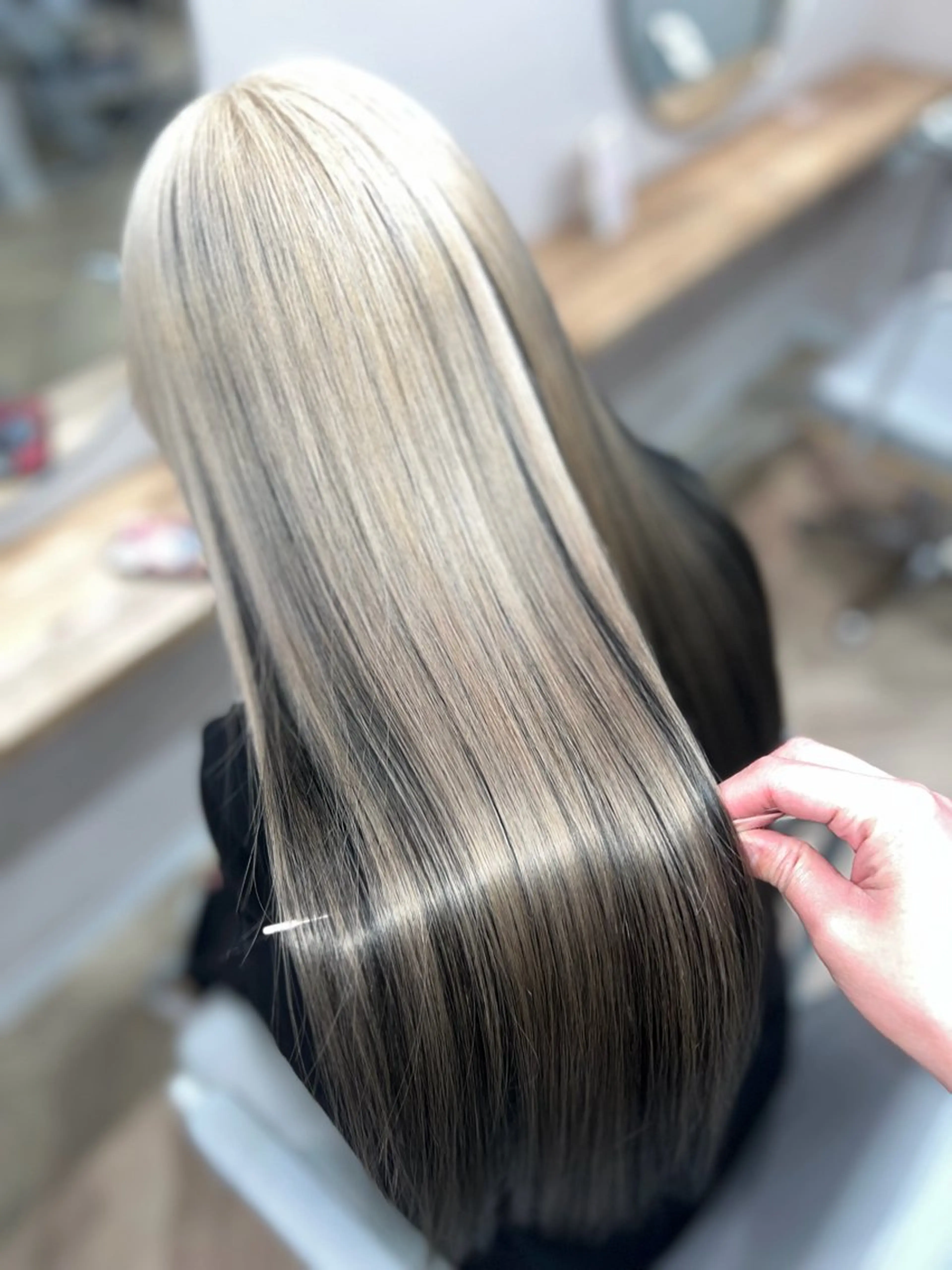 ミディアム カラー ヘアカラー 岡山ハイトーン・ ルーツカラー/こもものヘアスタイル