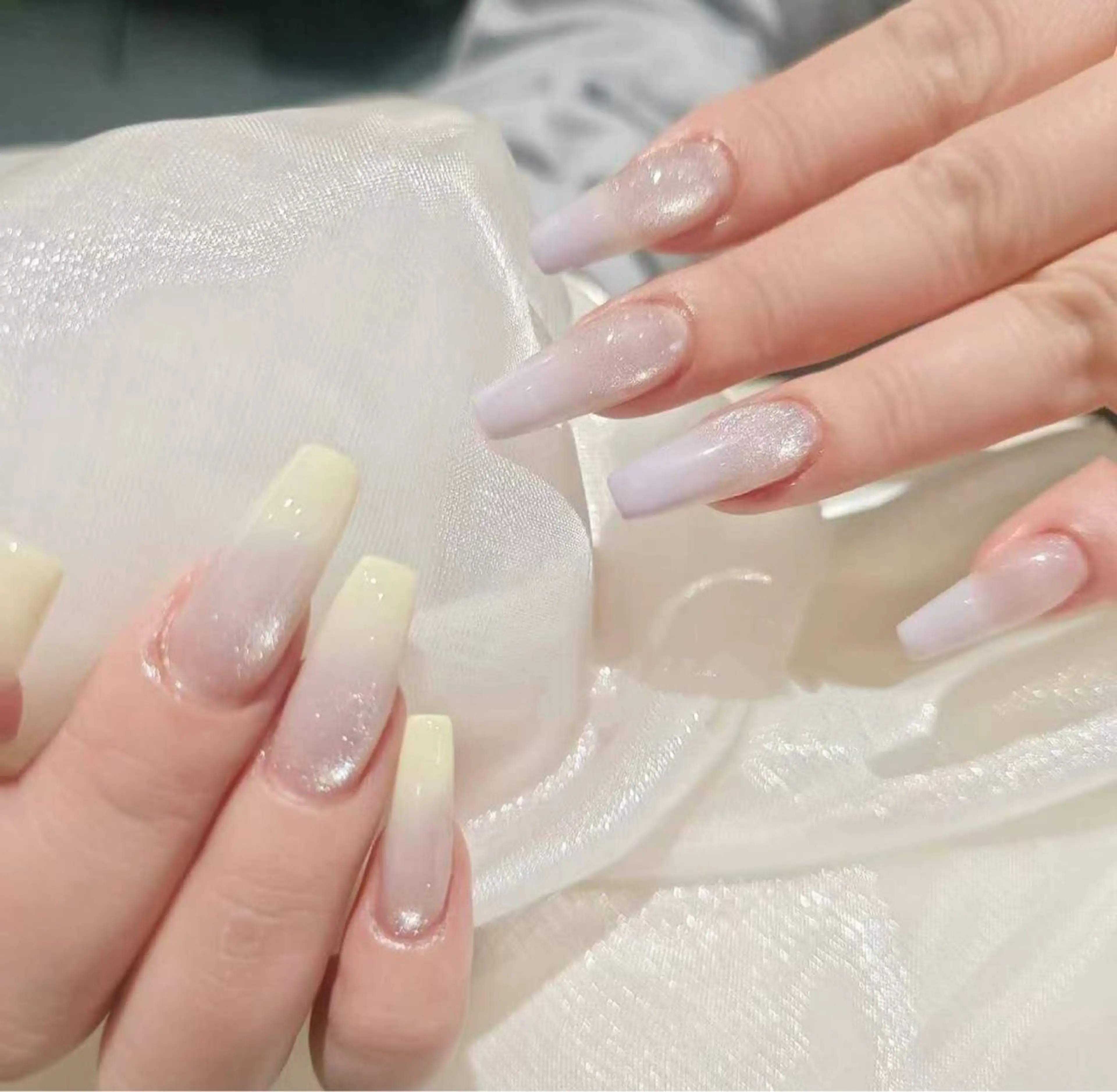 ネイル オーロラネイル フラワーネイル フットネイル フレンチネイル ジェルネイル ハンドネイル ハンドケア BabyYouMi nailのネイルデザイン