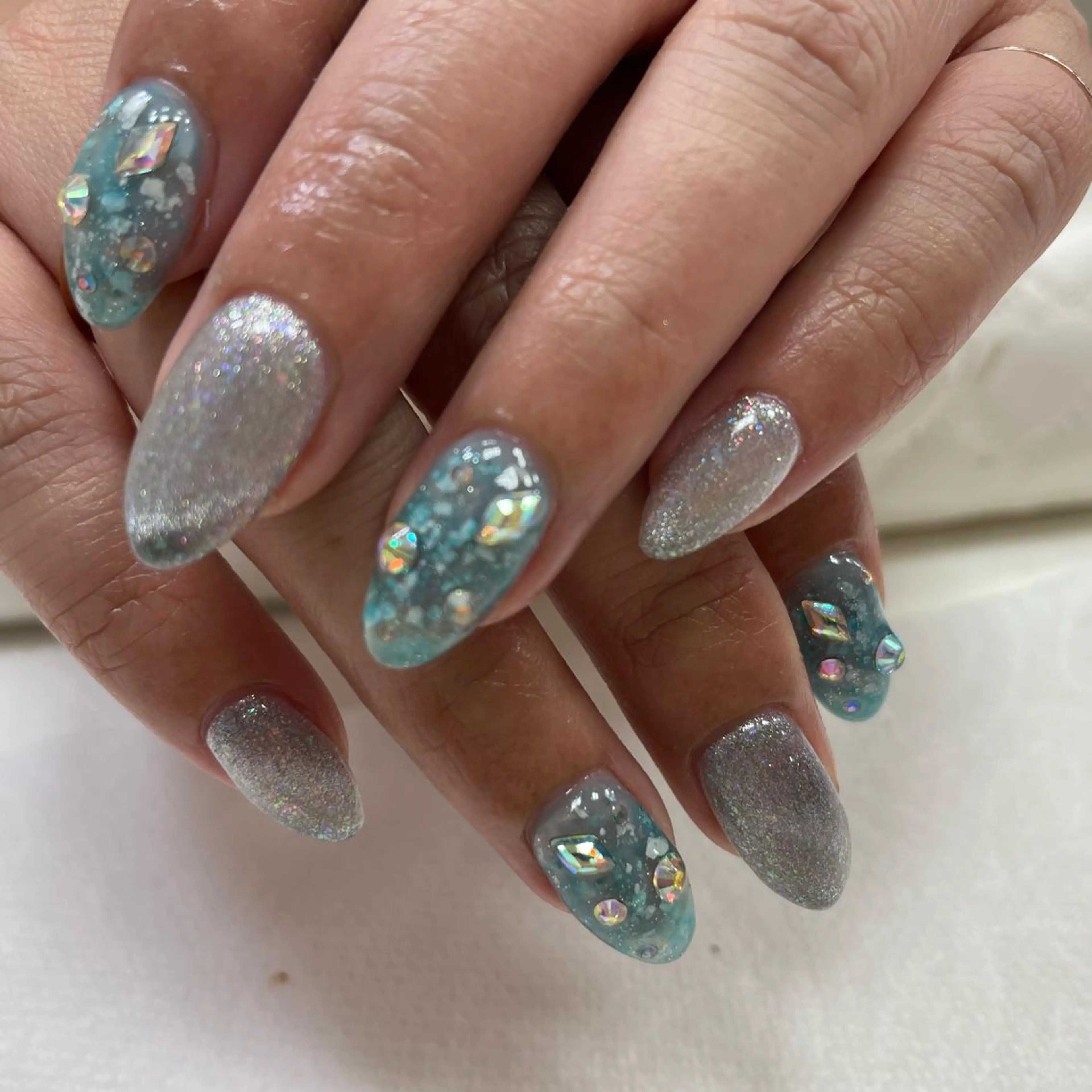 ネイル ジェルネイル マグネットネイル ハンドネイル SYU NAILのネイルデザイン