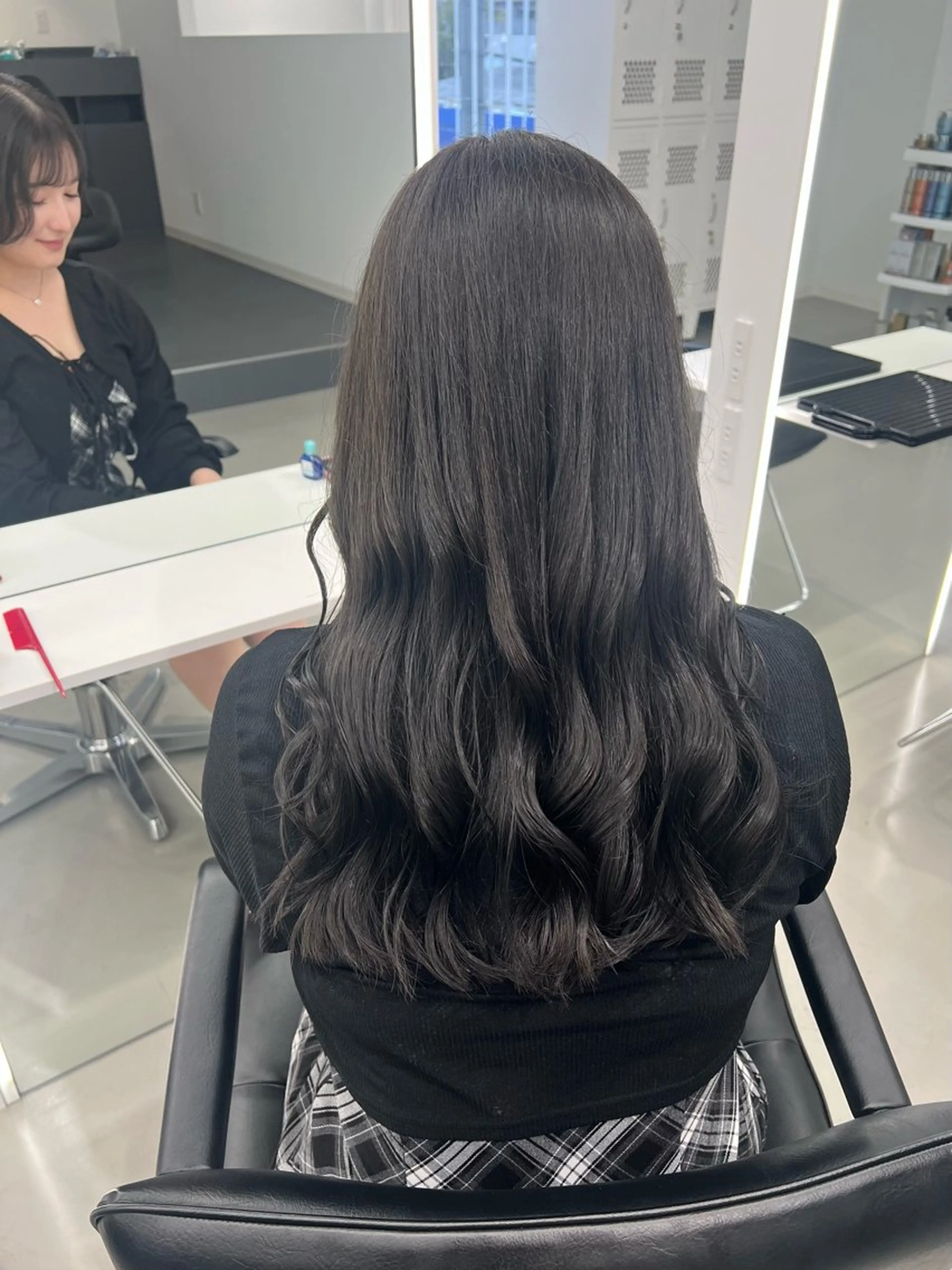 セミロング カット ヘアカラー VISION 巻幡野花のヘアスタイル