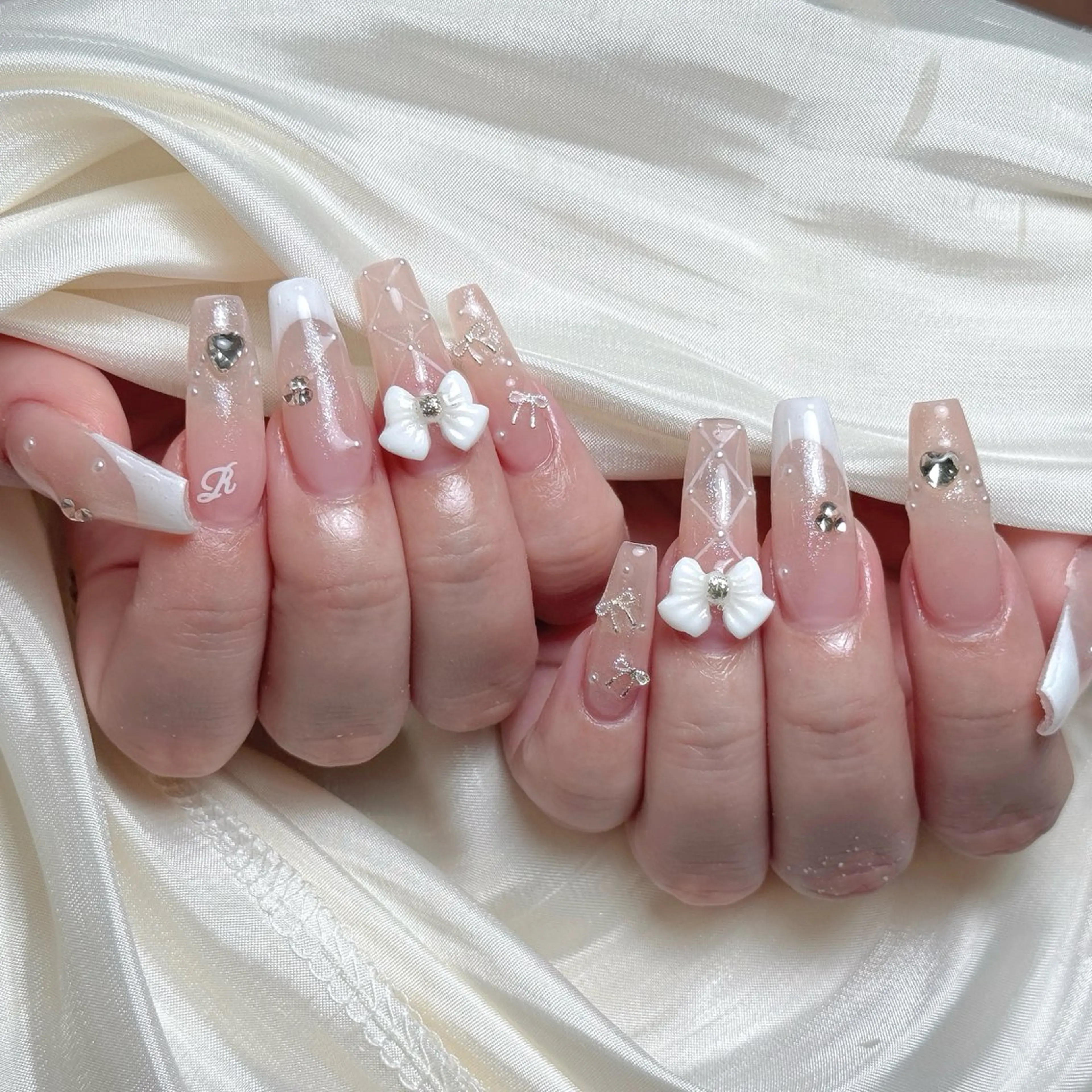 ネイル Maggie Nail🦩のネイルデザイン