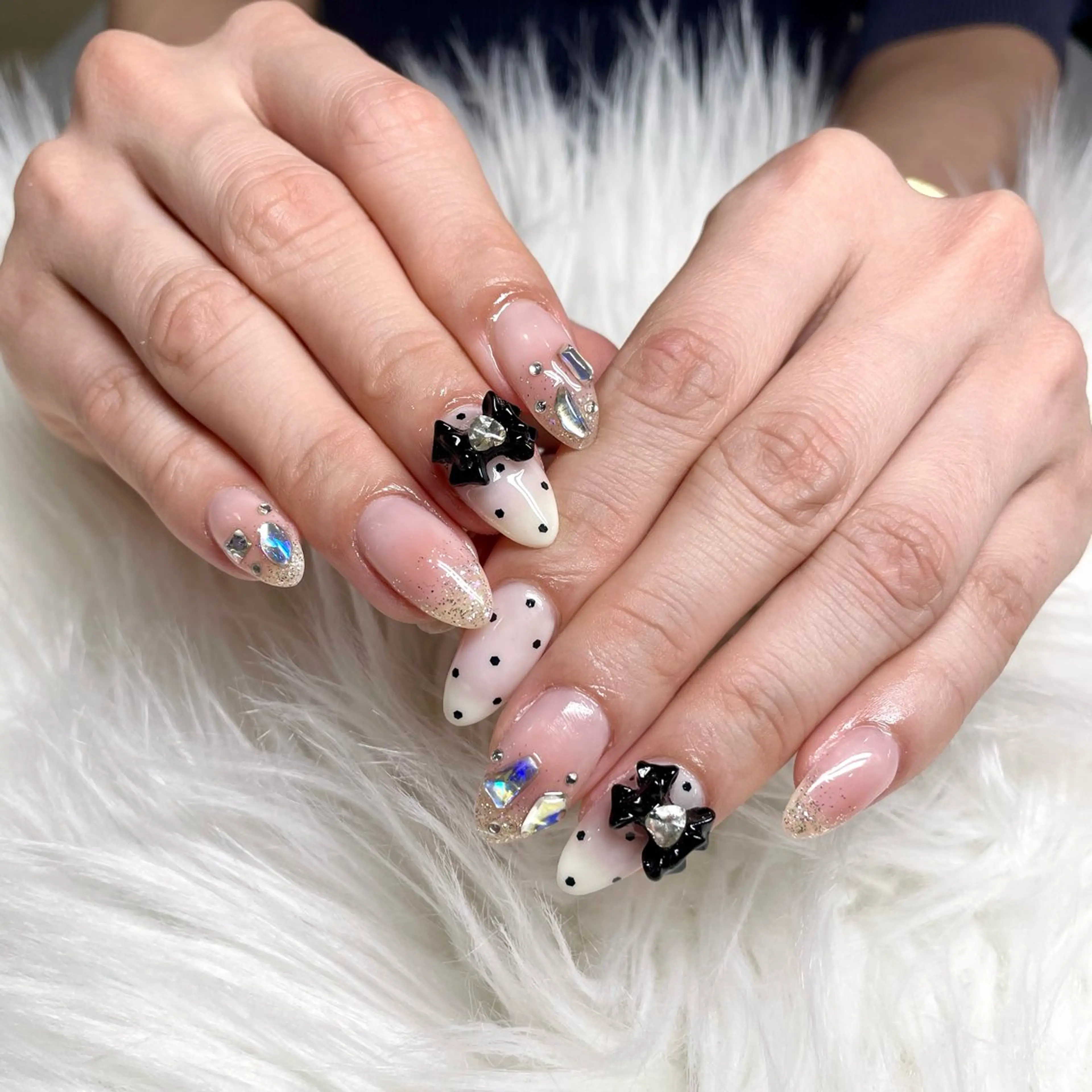 ハンド💅定額デザイン(ワンホン8980・ニュアンス6500・月限定6500)の写真