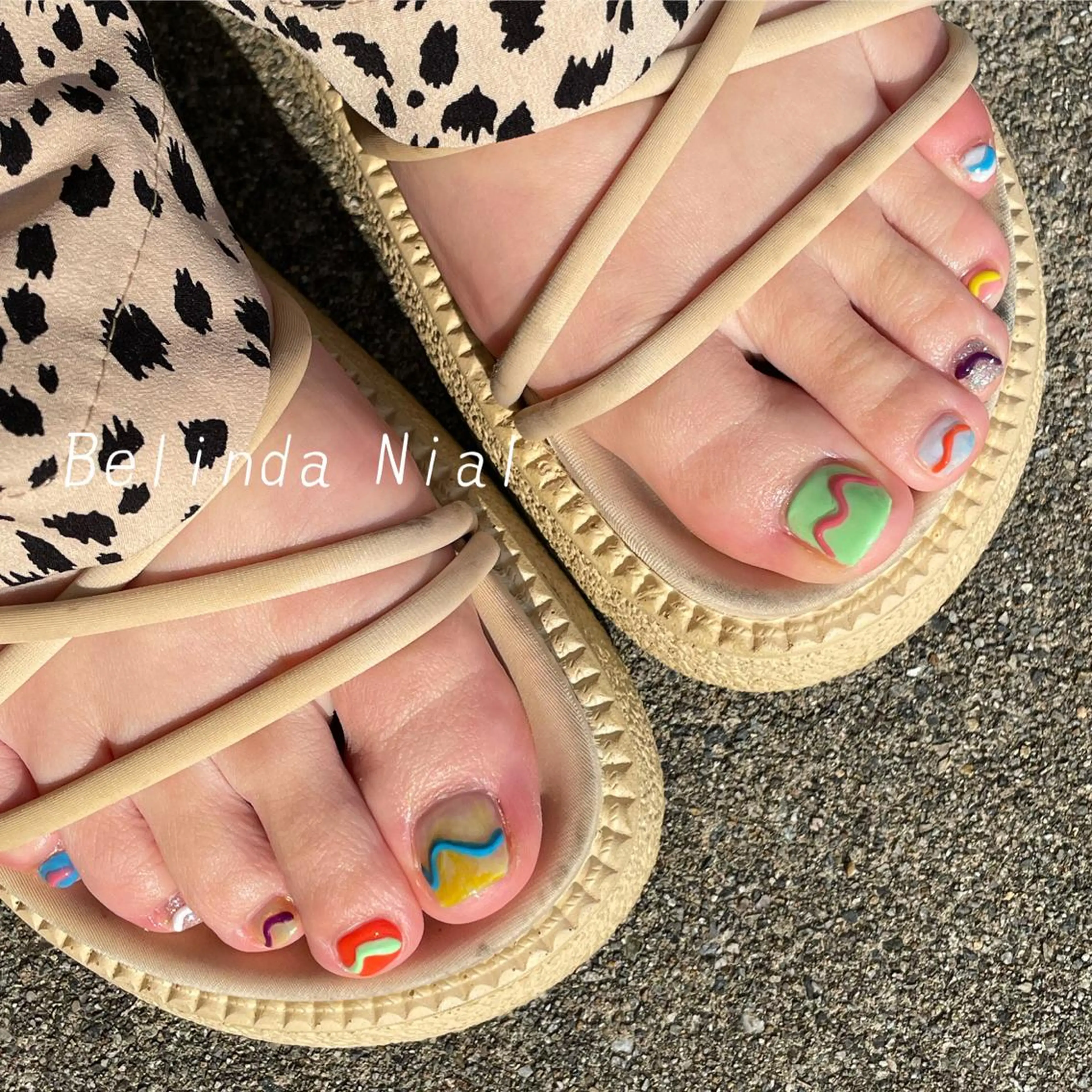 ネイル ハンドネイル フットネイル 竹本 愛のネイルデザイン