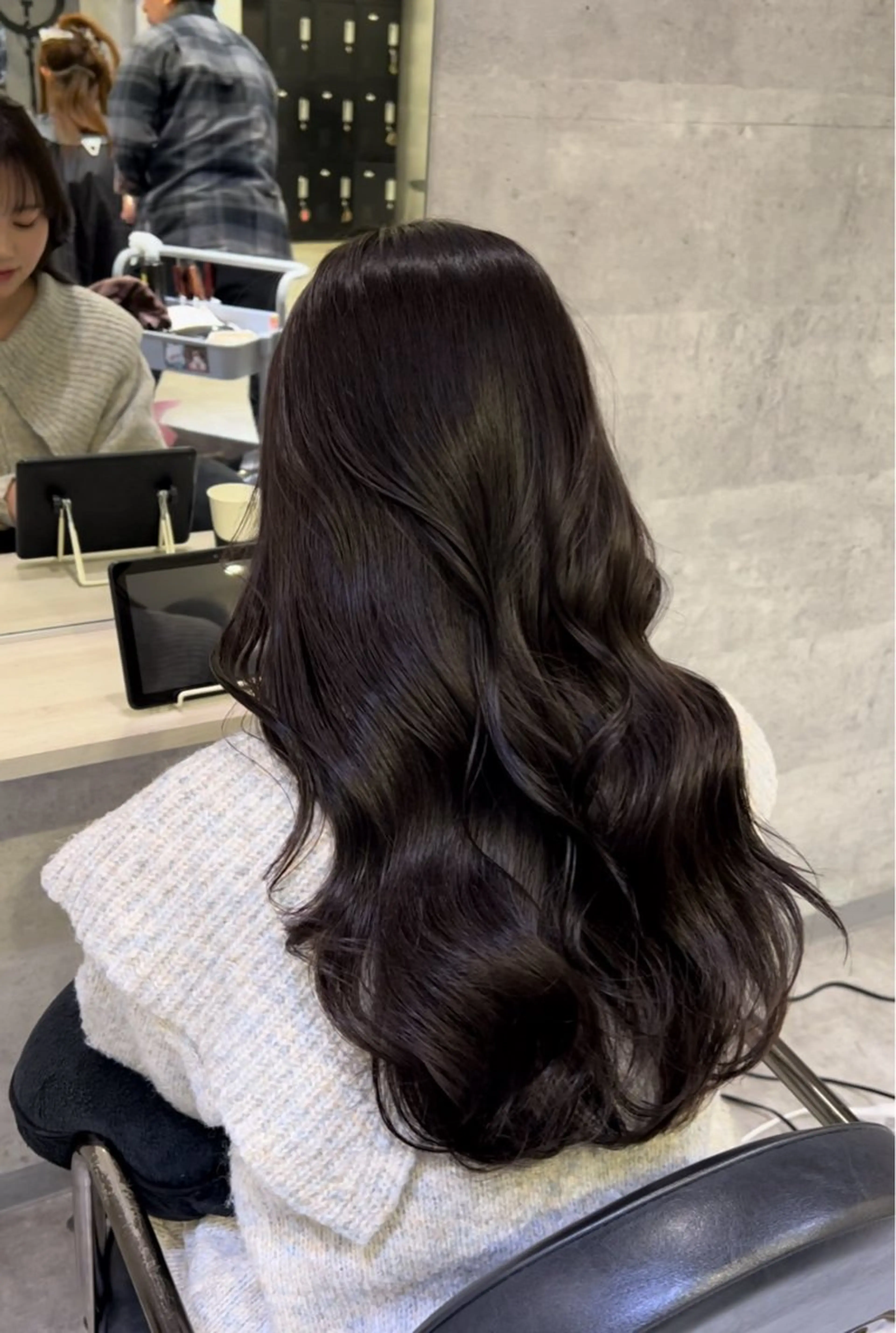 ロング カット _WHITE 若狭のヘアスタイル