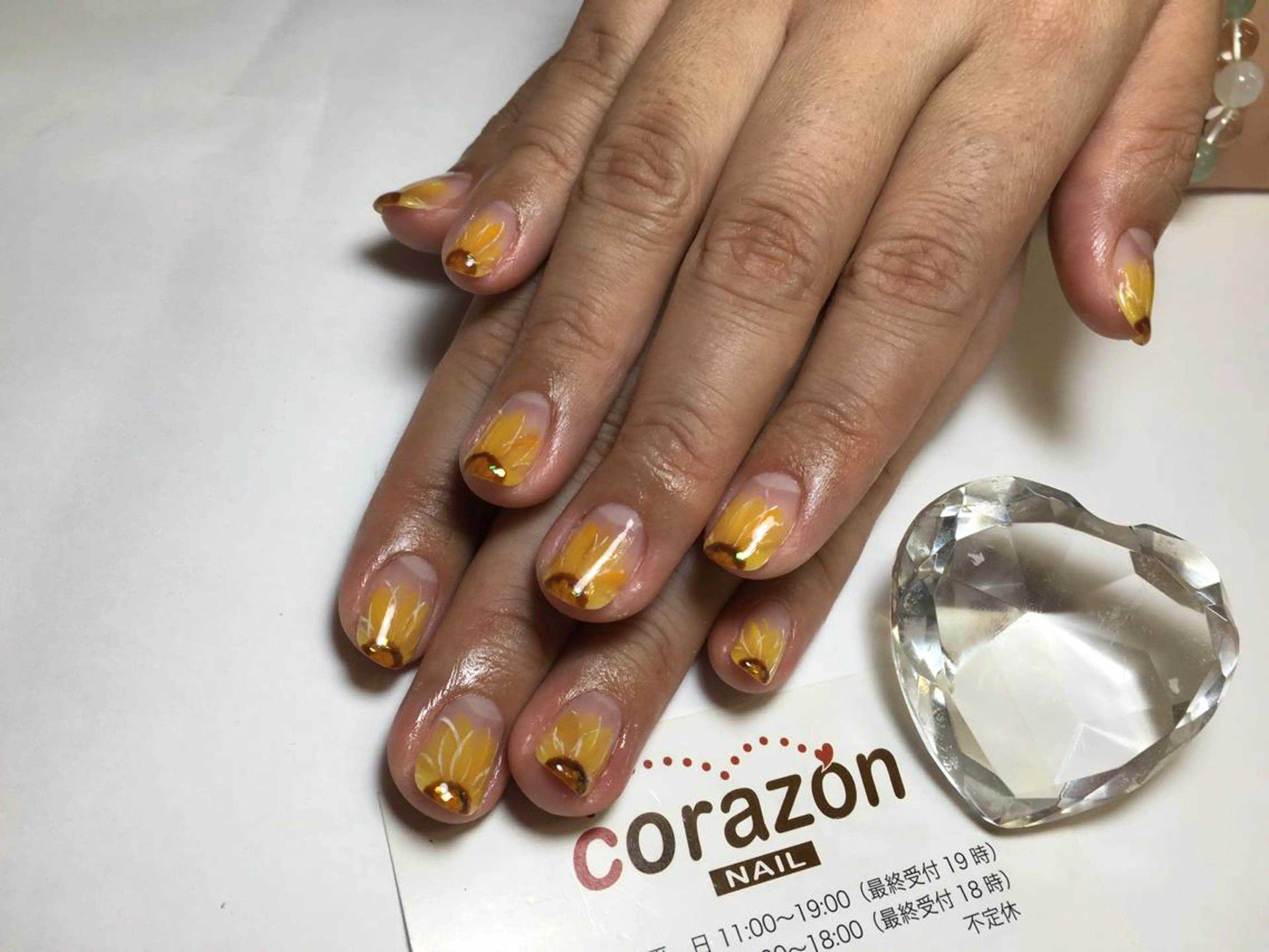 ネイル アートネイル corazon所属・ネイリスト aicoのネイルデザイン