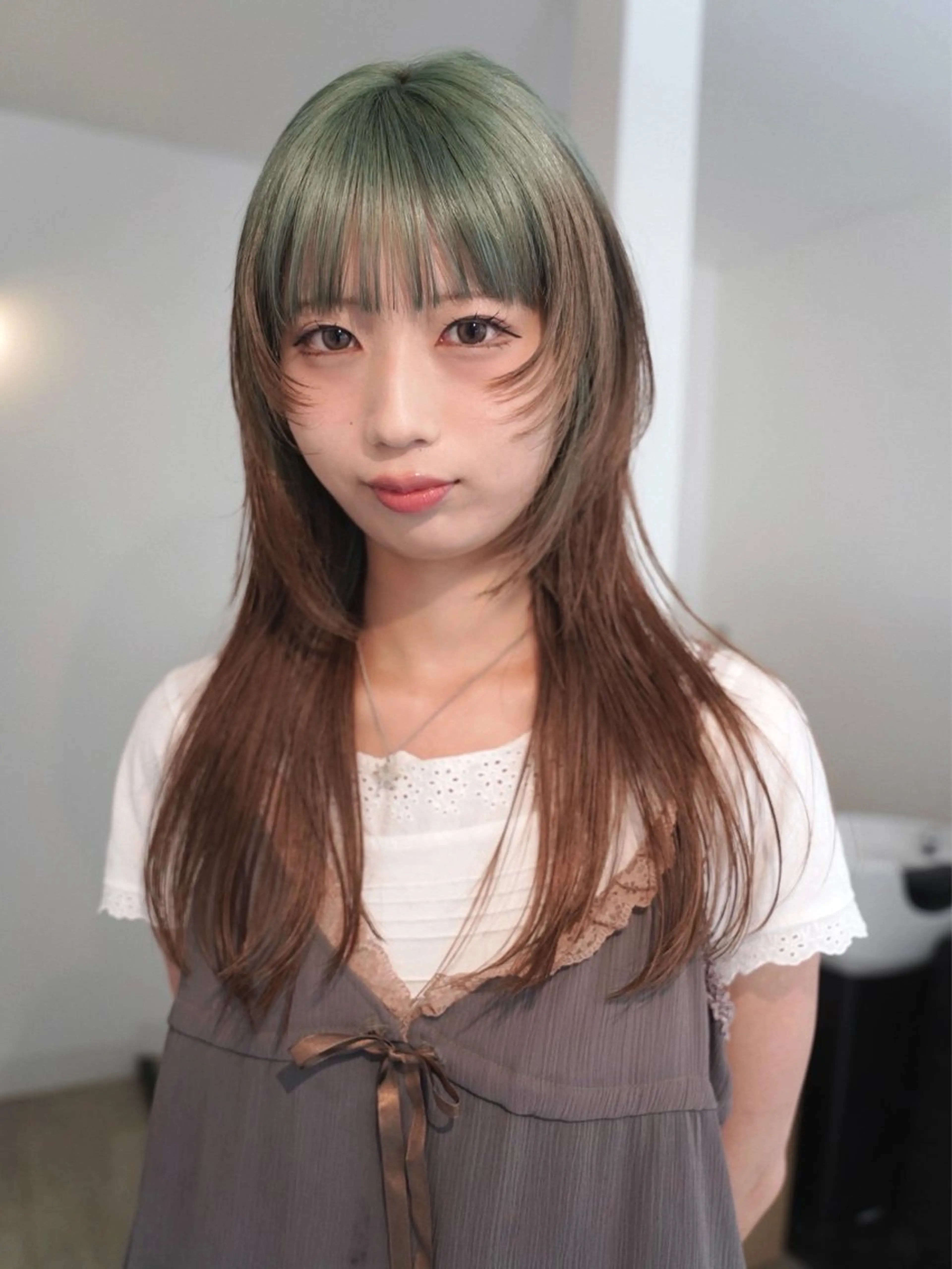 ロング カラー ブラウンカラー デザインカラー ミント レイヤーカット ウルフカット カット ヘアカラー トリートメント デザイン/レイヤー Kaito🐩/栄のヘアスタイル
