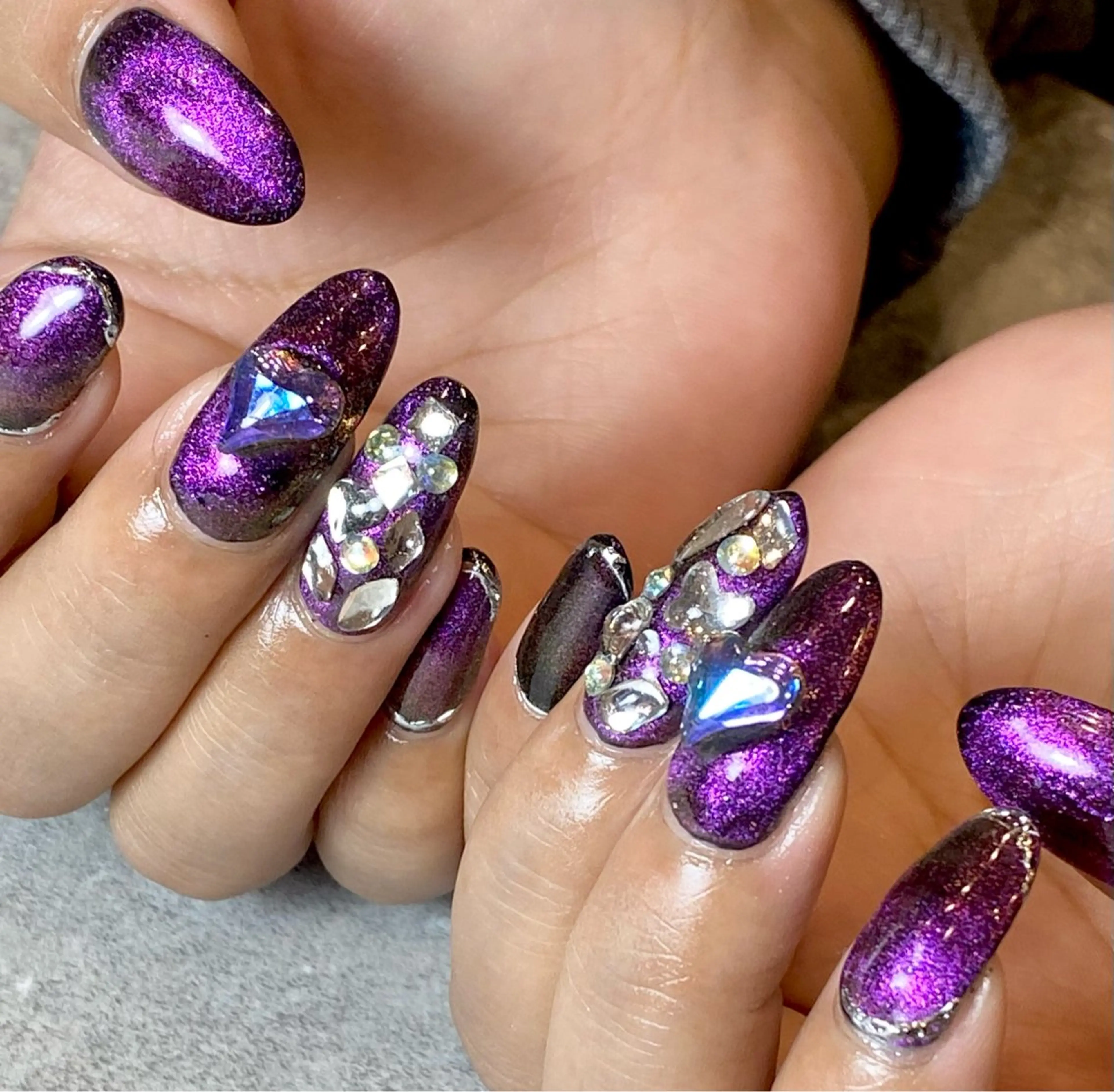 ネイル アートネイル マグネットネイル ハンドネイル Narumi nailのネイルデザイン