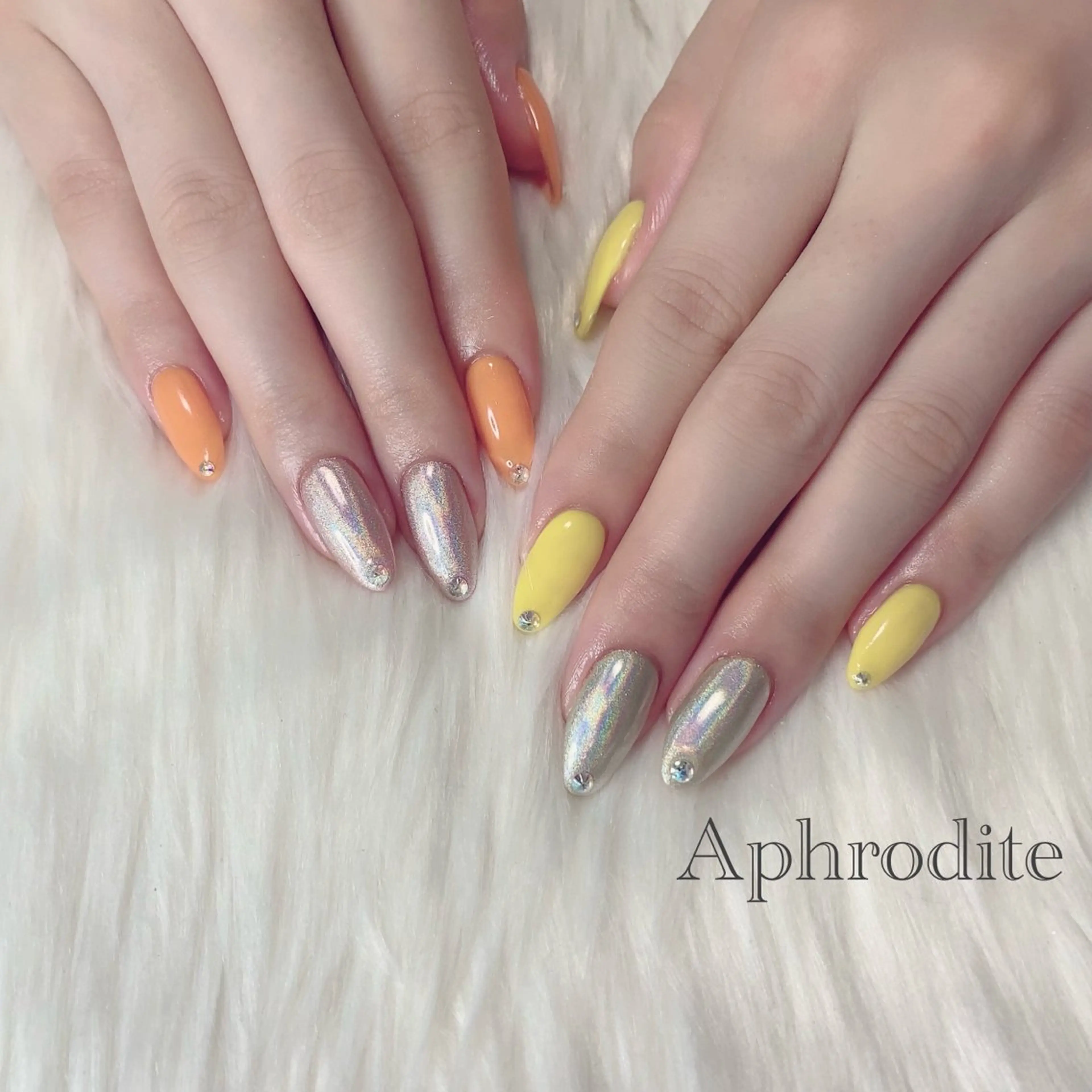 ネイル Aphrodite パラジェル認定サロンのネイルデザイン