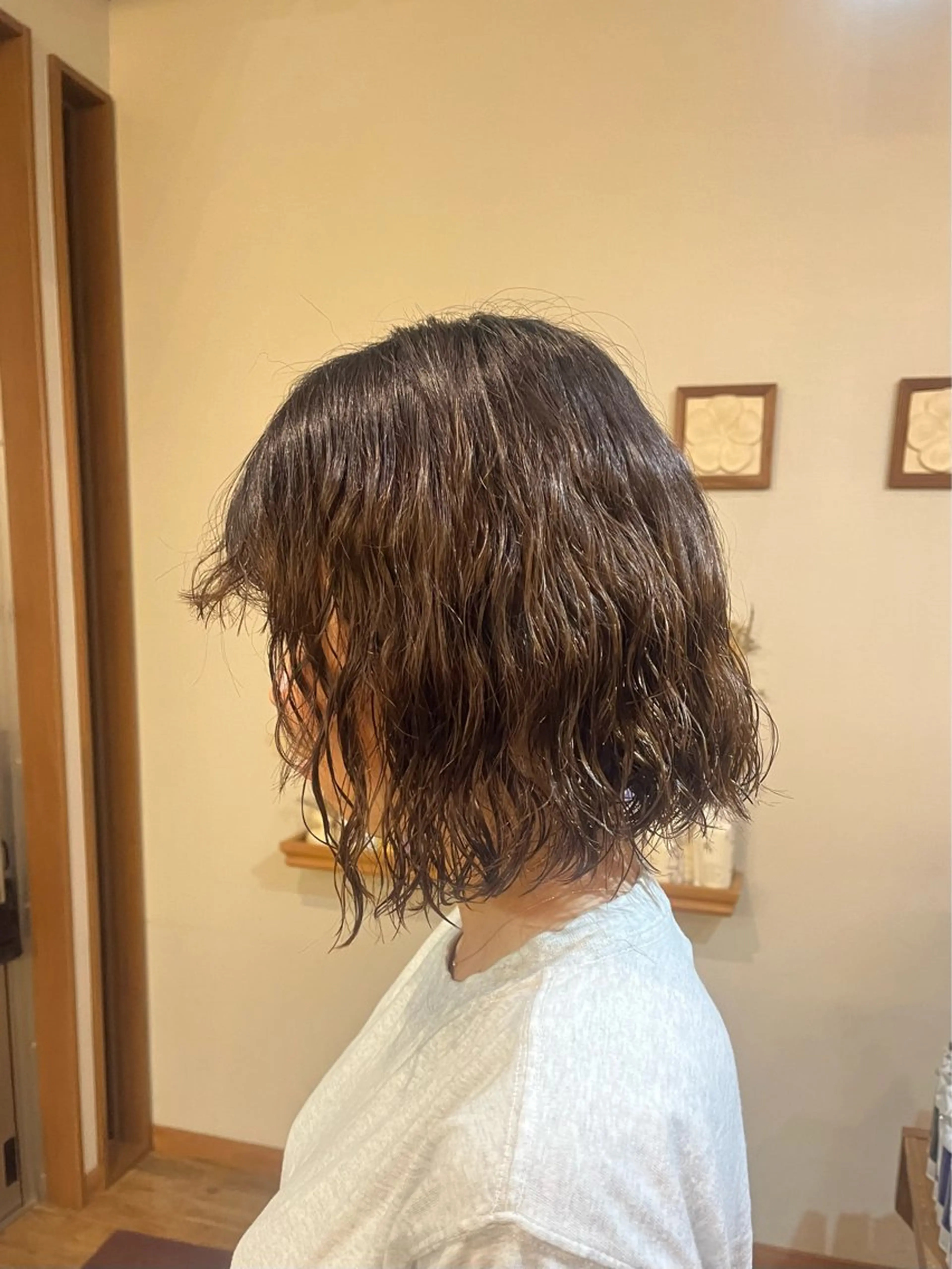 ショート パーマ プードルパーマ 栗林 姫花のヘアスタイル